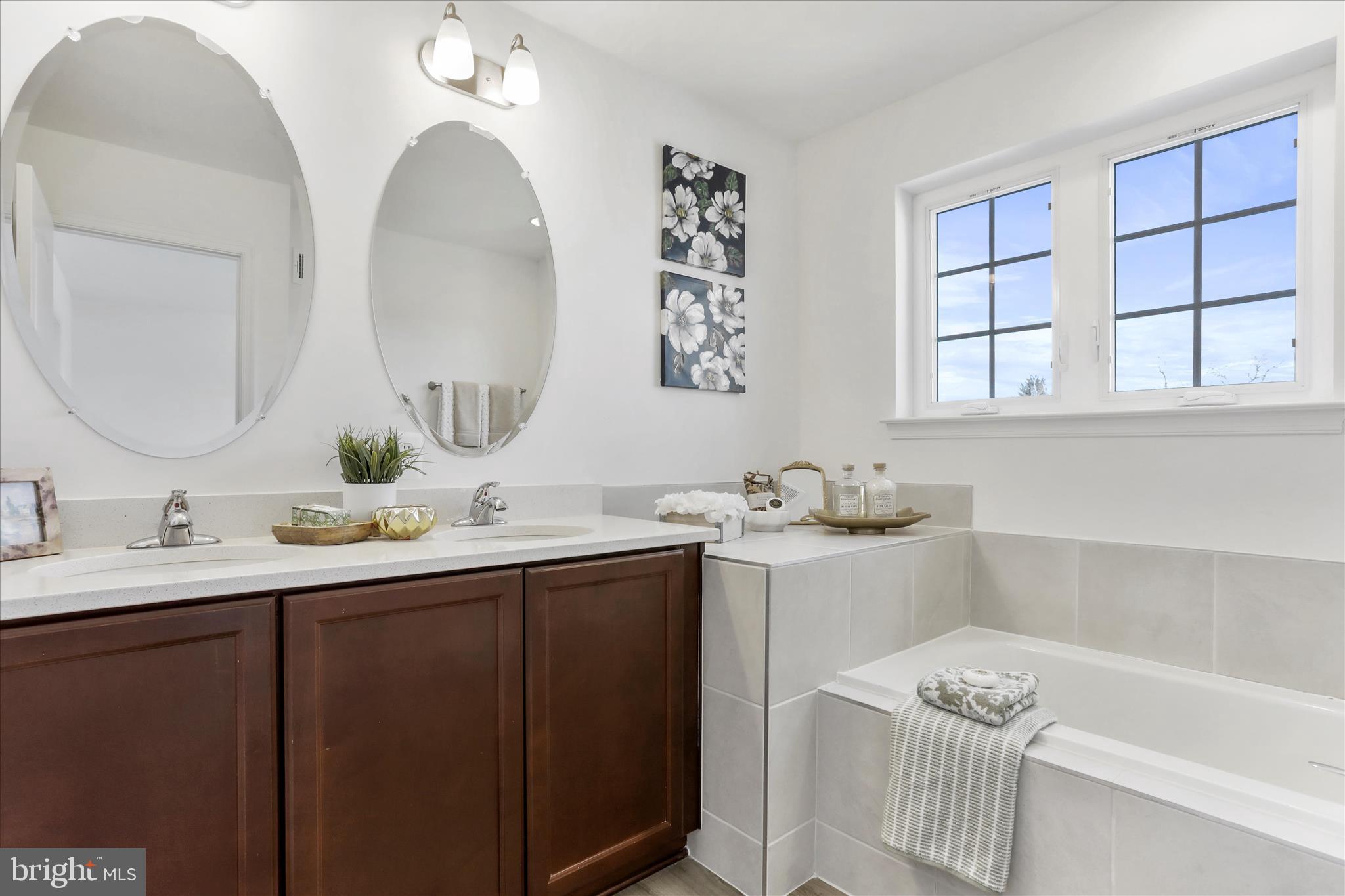 HUNTFIELD - Residential