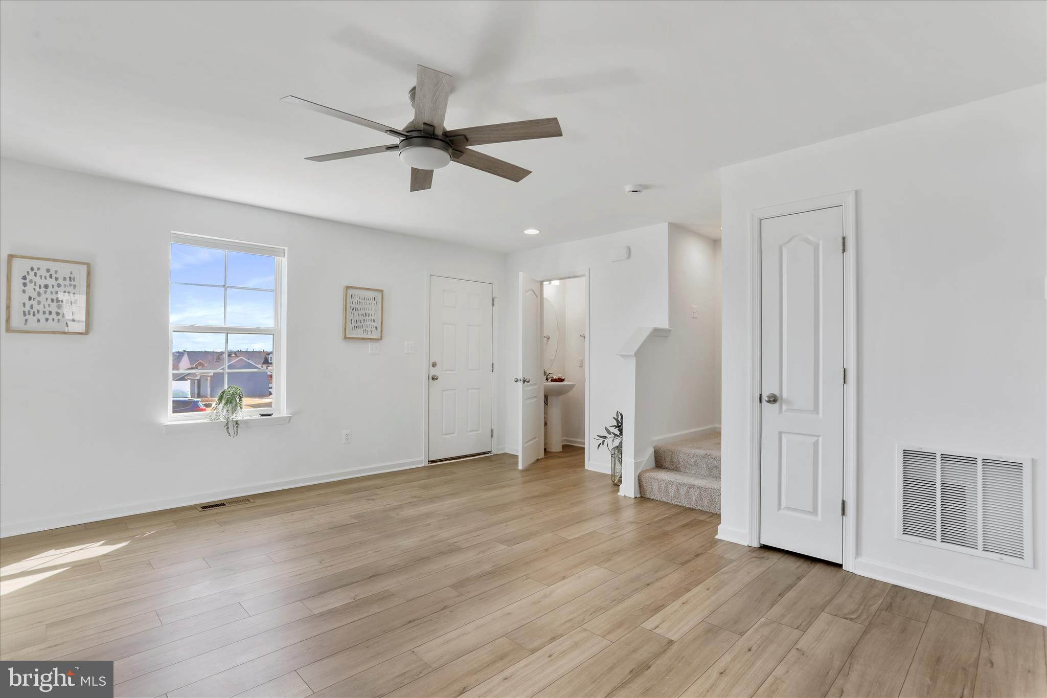 HUNTFIELD - Residential