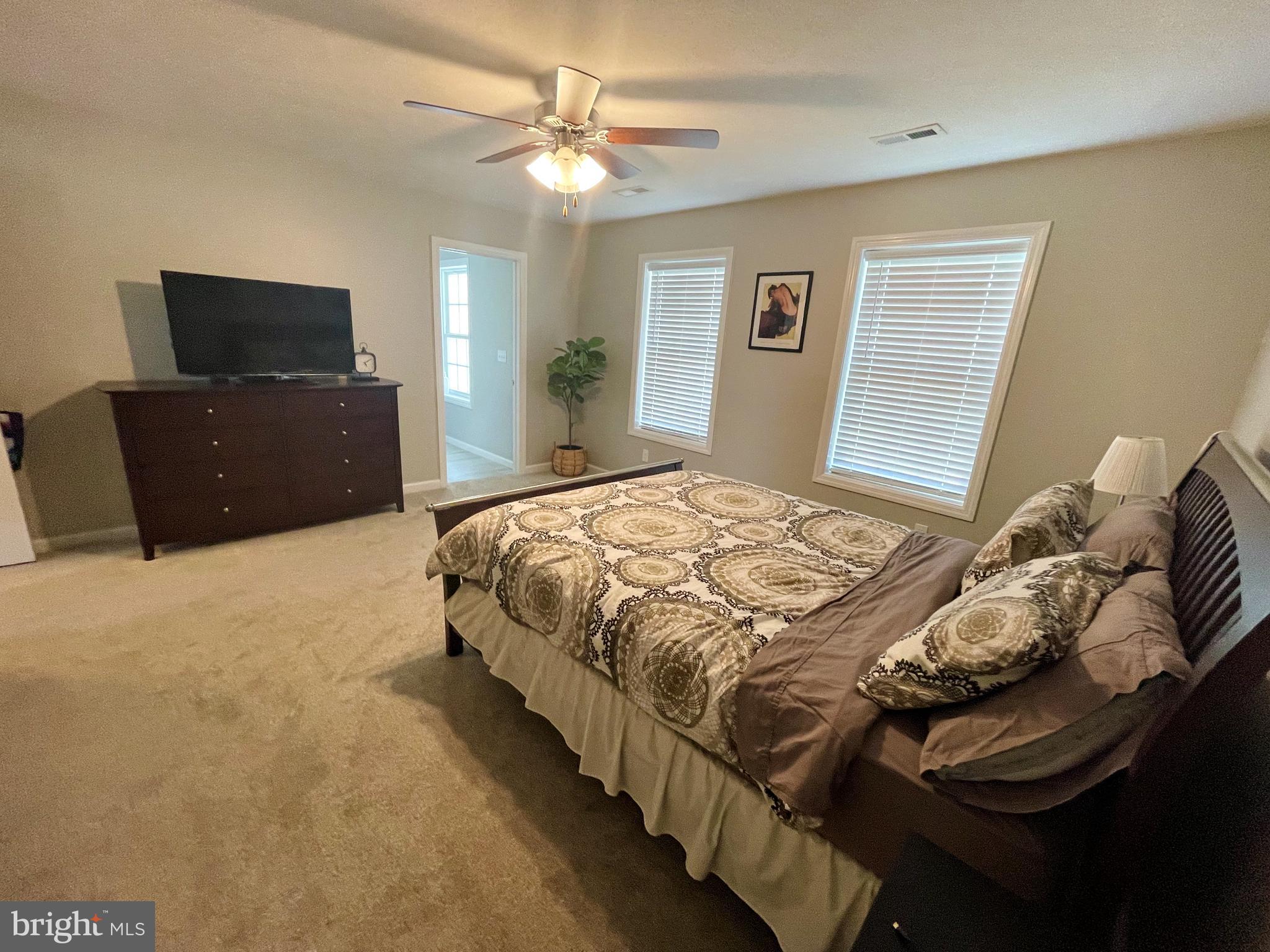 SUMMERS RIDGE - Residential