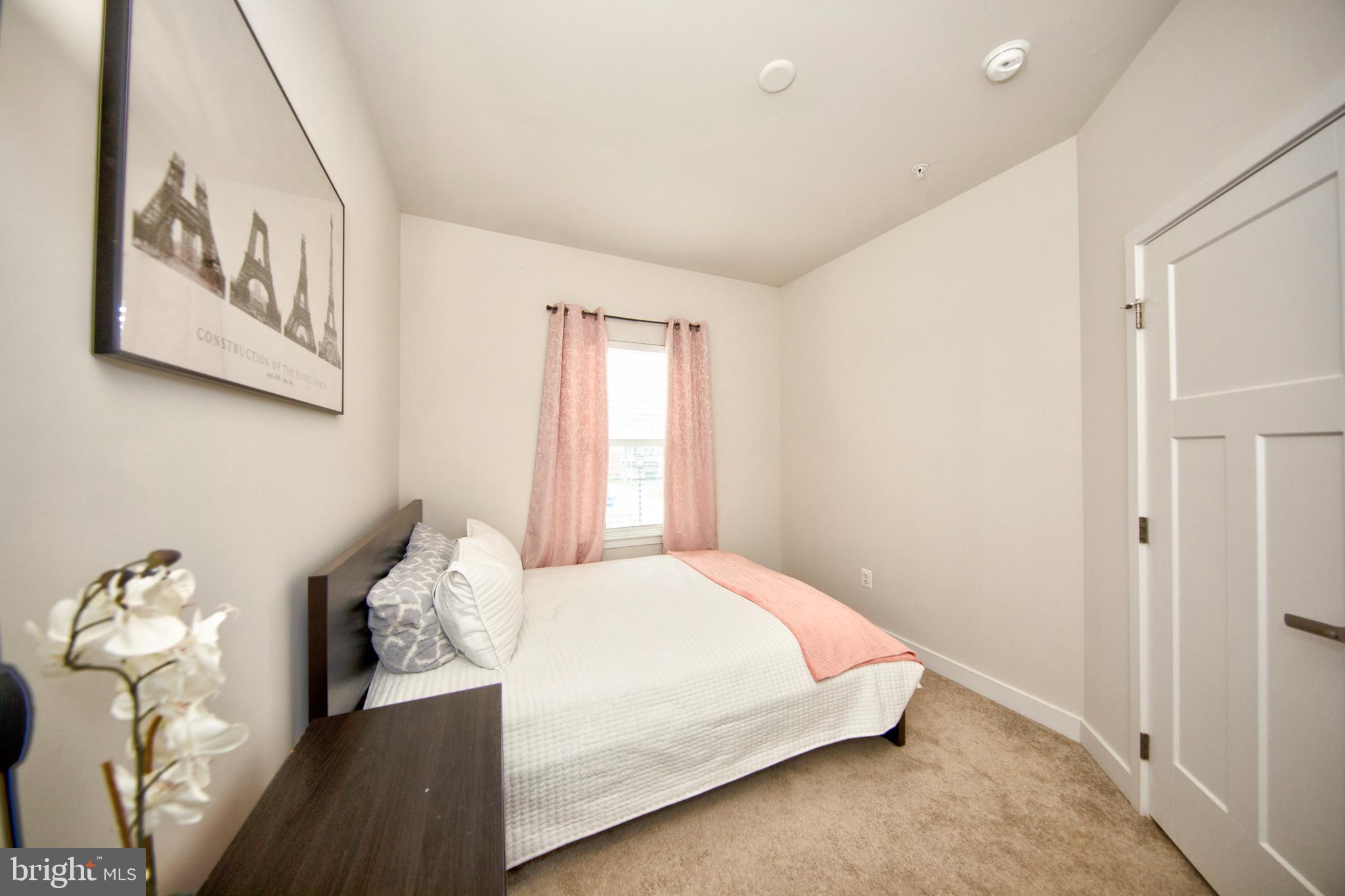 GREENLEIGH AT CROSSROADS - Residential