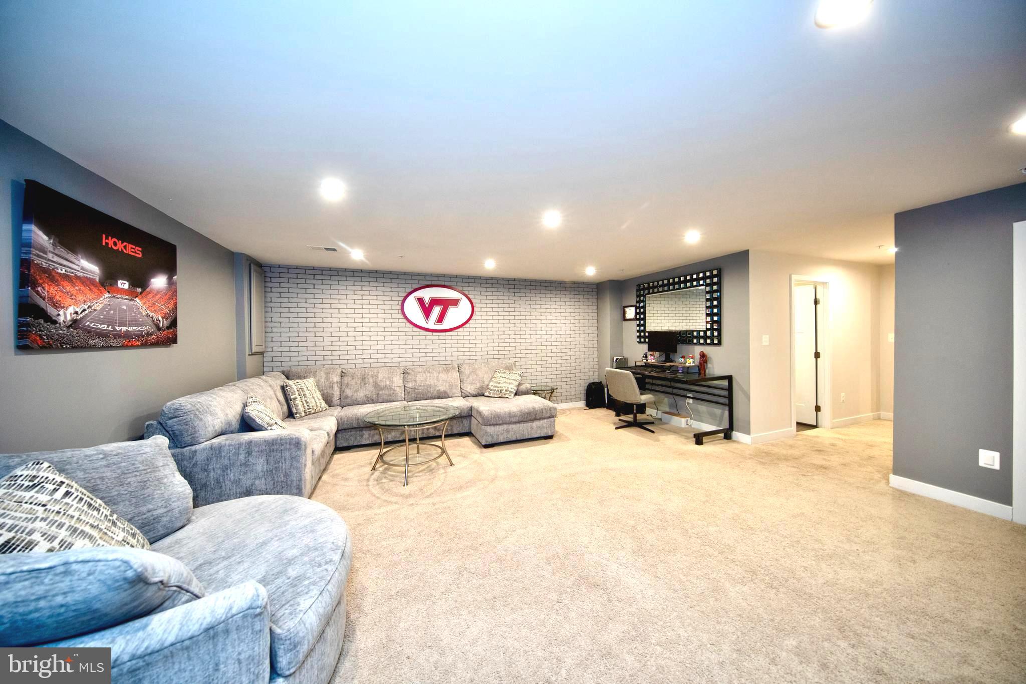 GREENLEIGH AT CROSSROADS - Residential