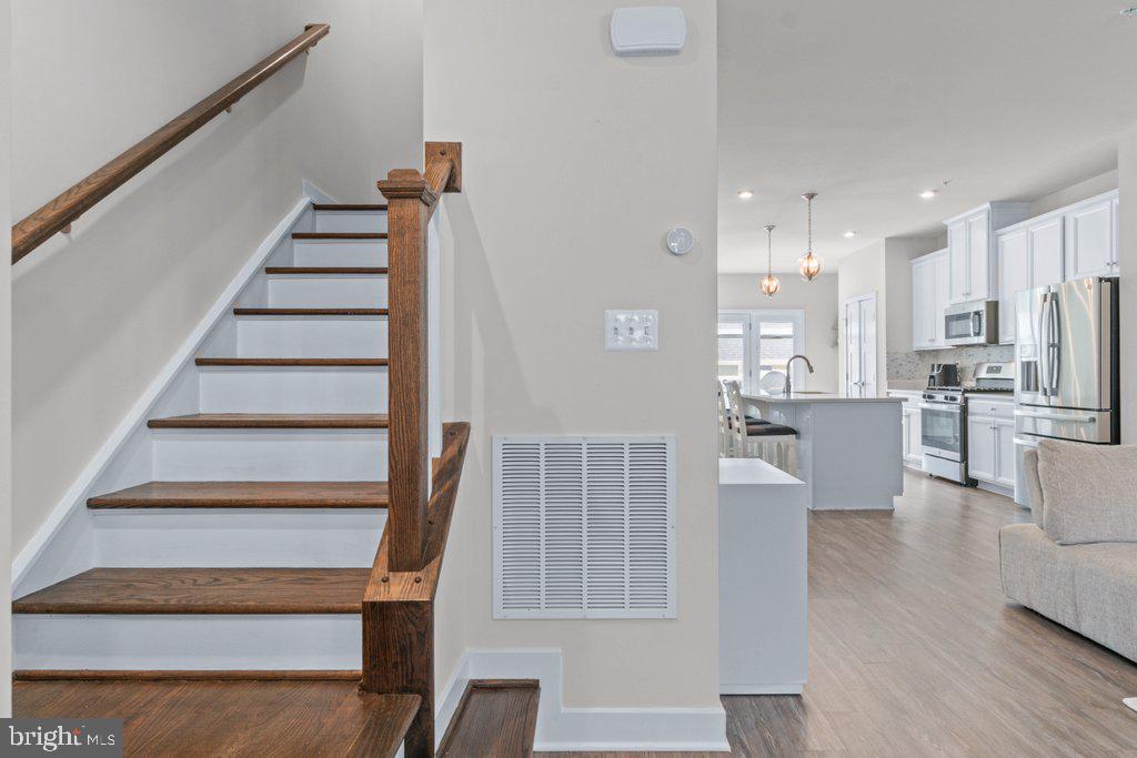 GREENLEIGH AT CROSSROADS - Residential