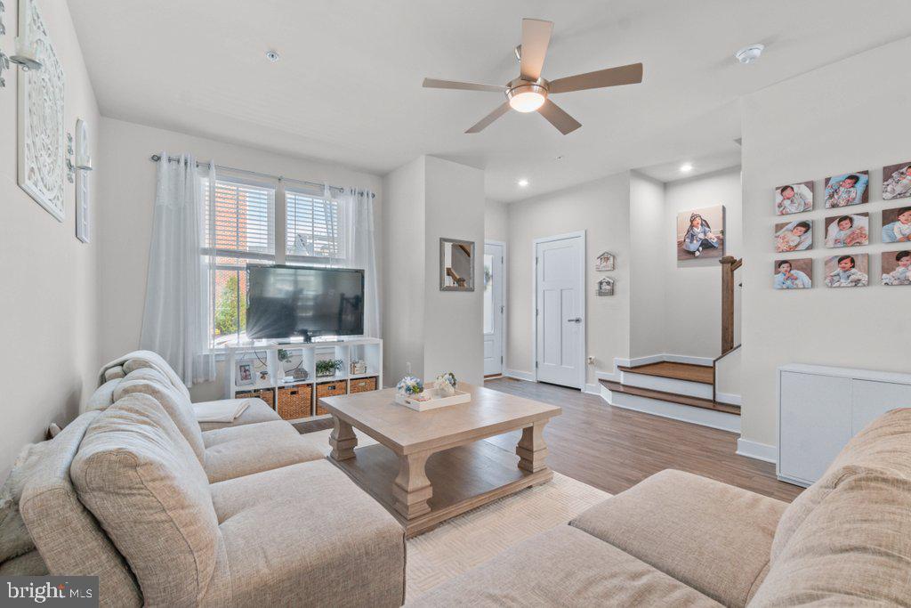 GREENLEIGH AT CROSSROADS - Residential