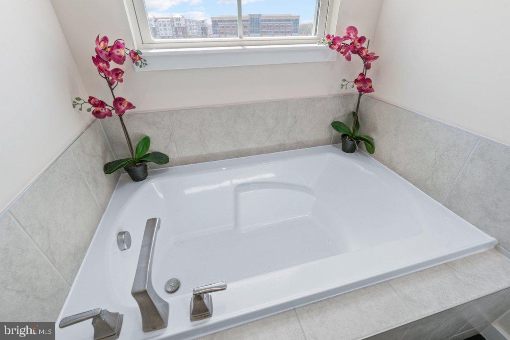 GREENLEIGH AT CROSSROADS - Residential