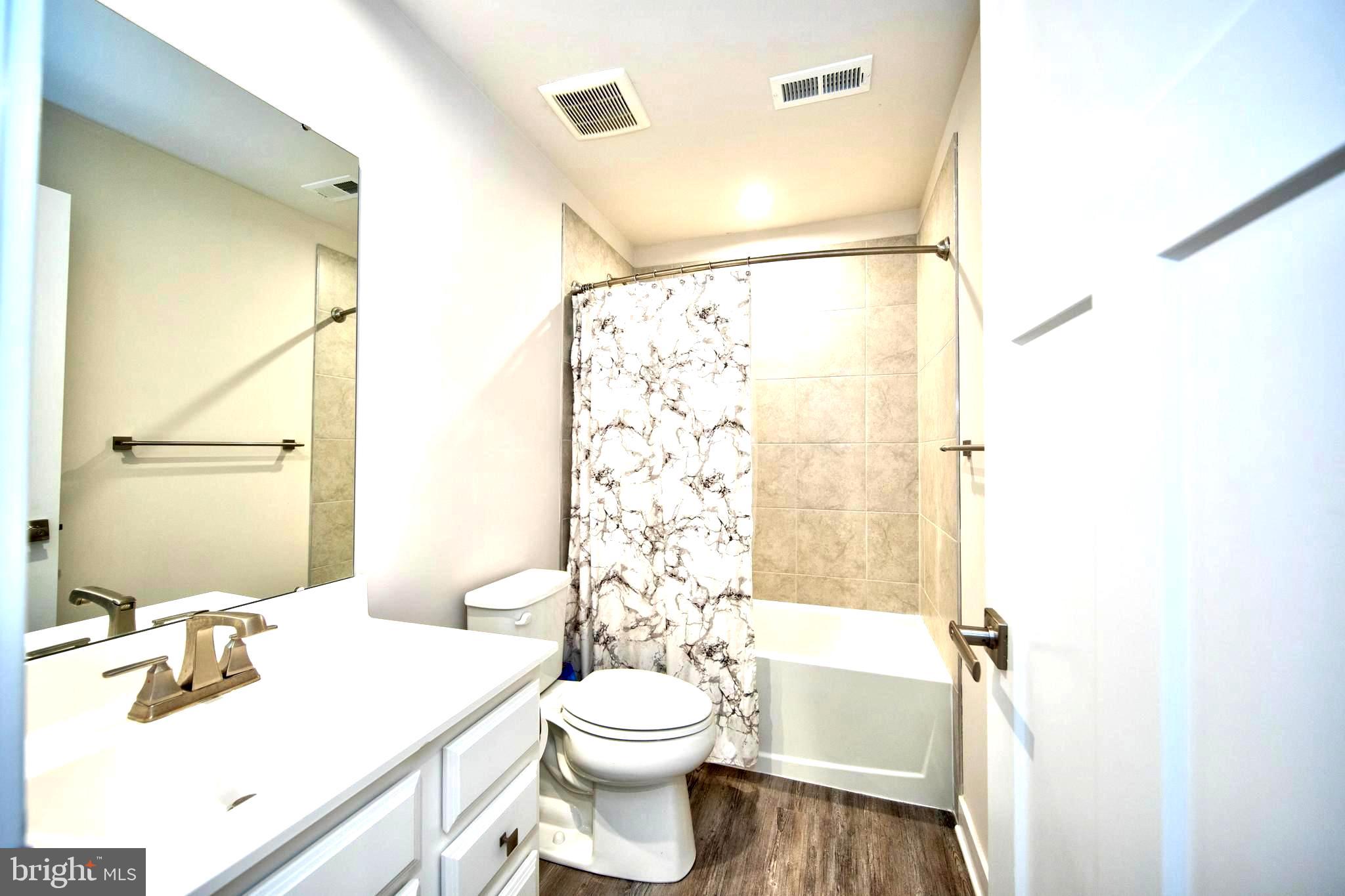 GREENLEIGH AT CROSSROADS - Residential