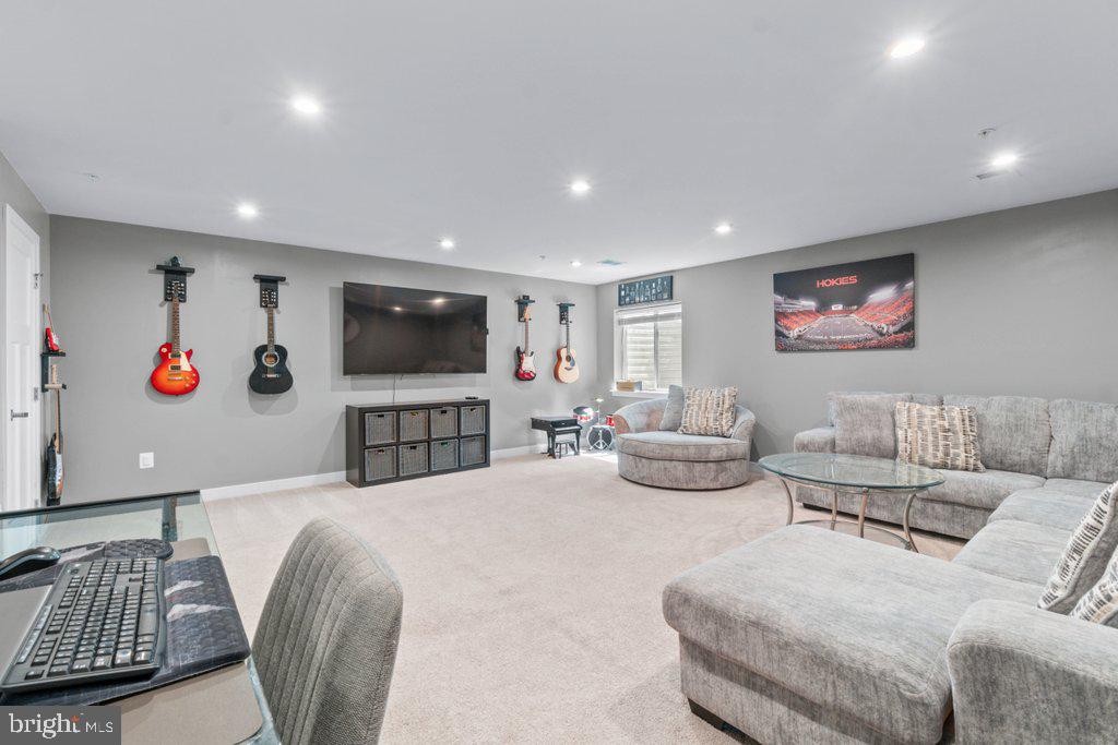 GREENLEIGH AT CROSSROADS - Residential