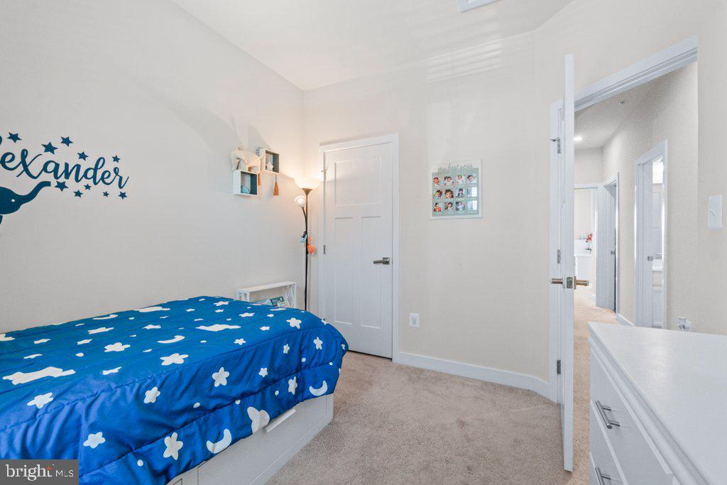 GREENLEIGH AT CROSSROADS - Residential