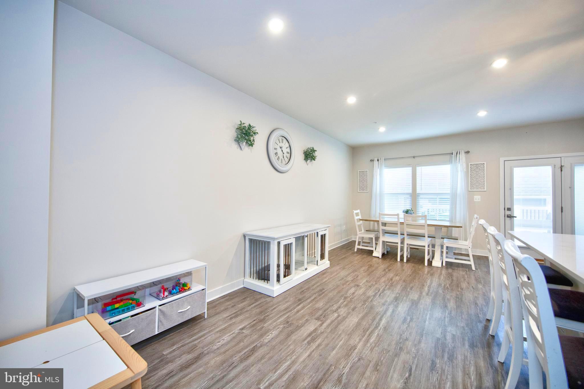 GREENLEIGH AT CROSSROADS - Residential