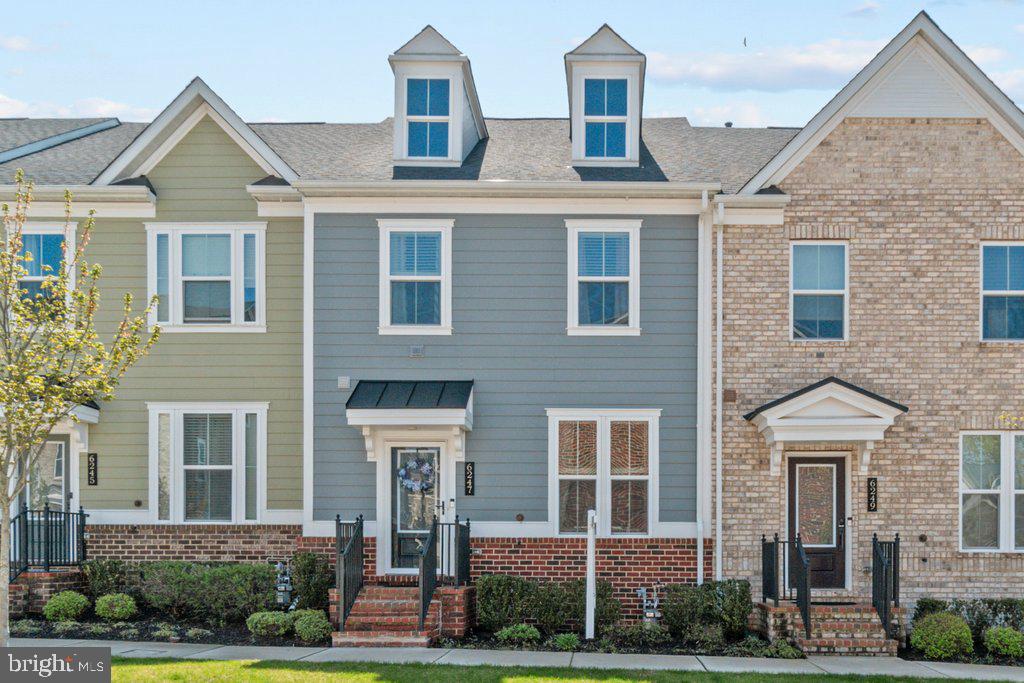 GREENLEIGH AT CROSSROADS - Residential