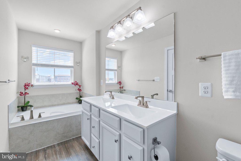 GREENLEIGH AT CROSSROADS - Residential