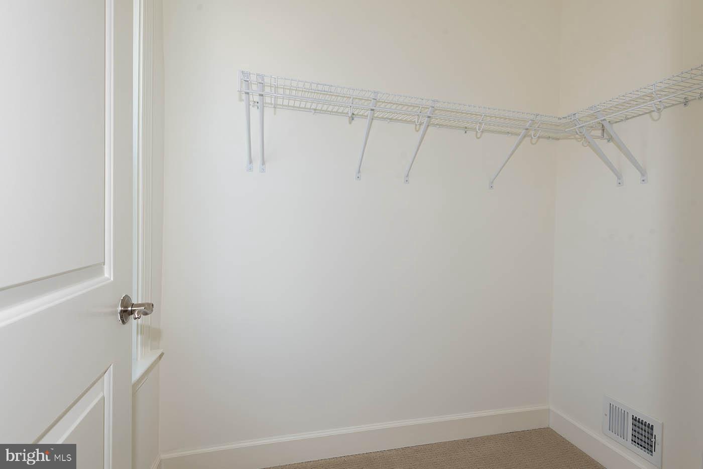 TWO RIVERS - Residential