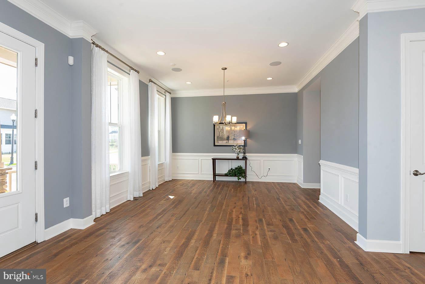 TWO RIVERS - Residential