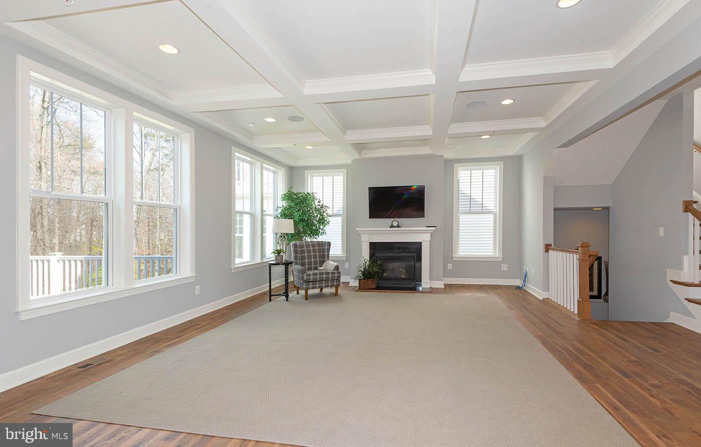 TWO RIVERS - Residential