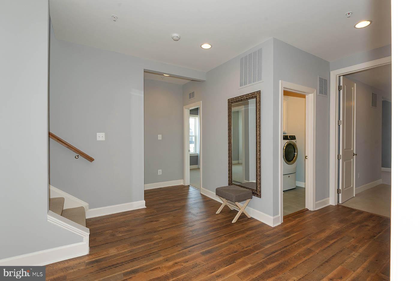 TWO RIVERS - Residential