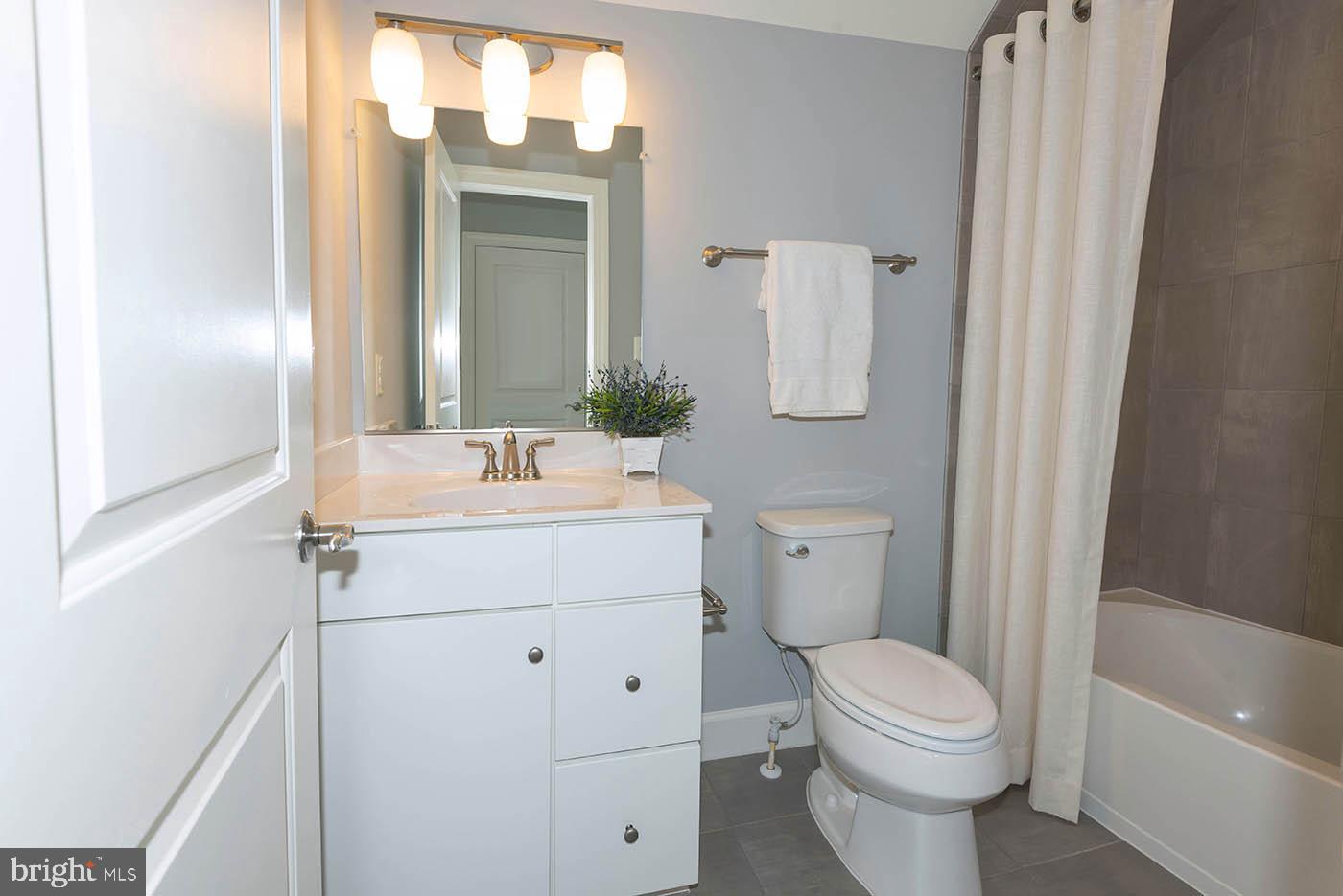 TWO RIVERS - Residential