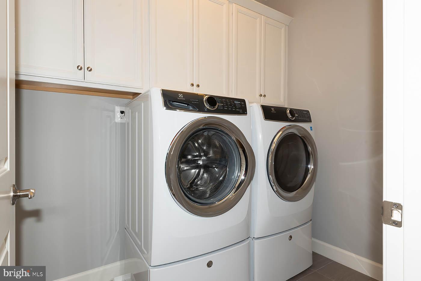 TWO RIVERS - Residential