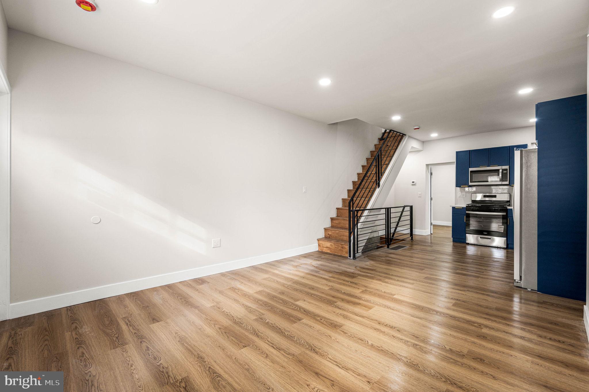 KENSINGTON - Residential