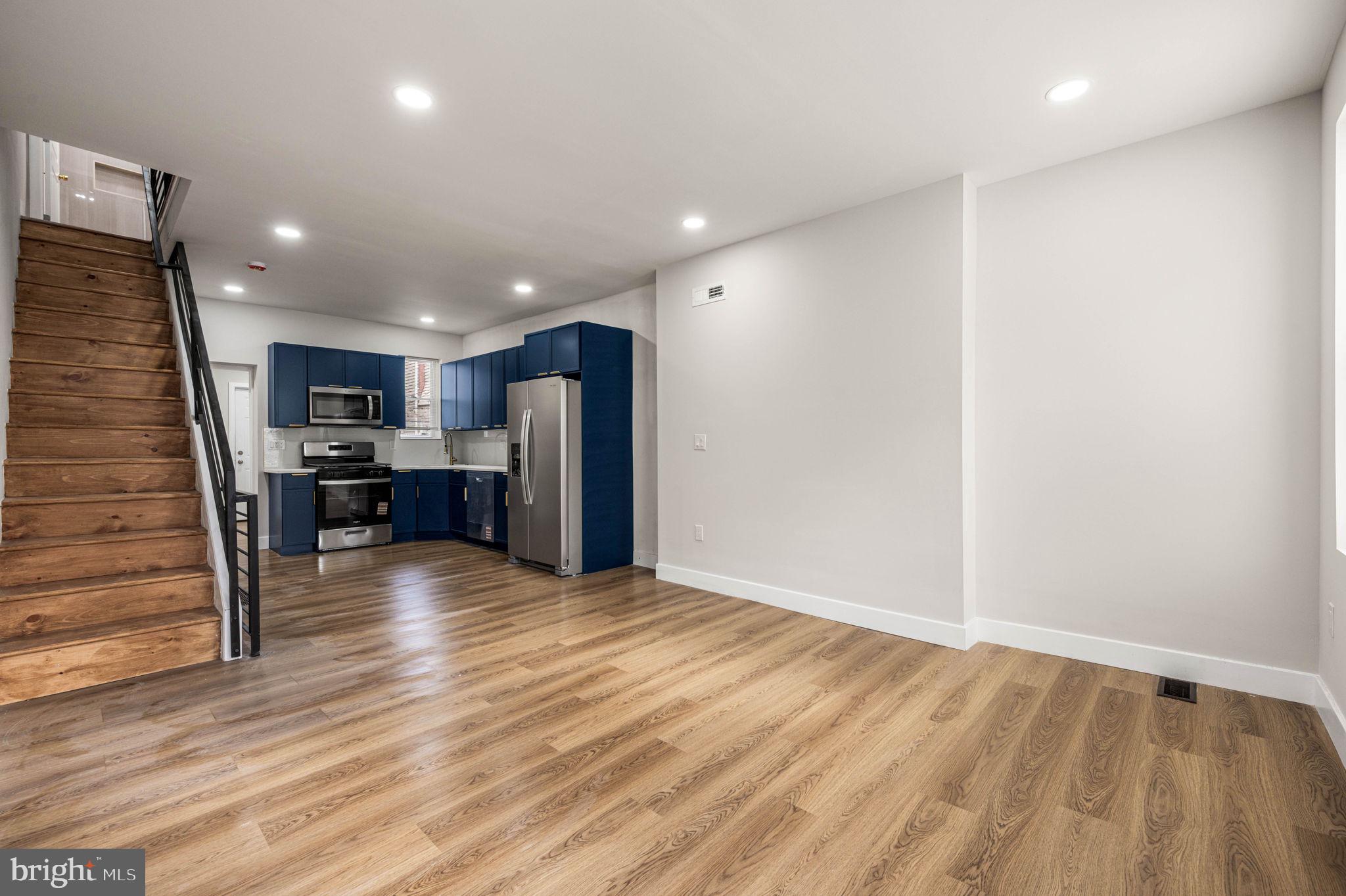 KENSINGTON - Residential