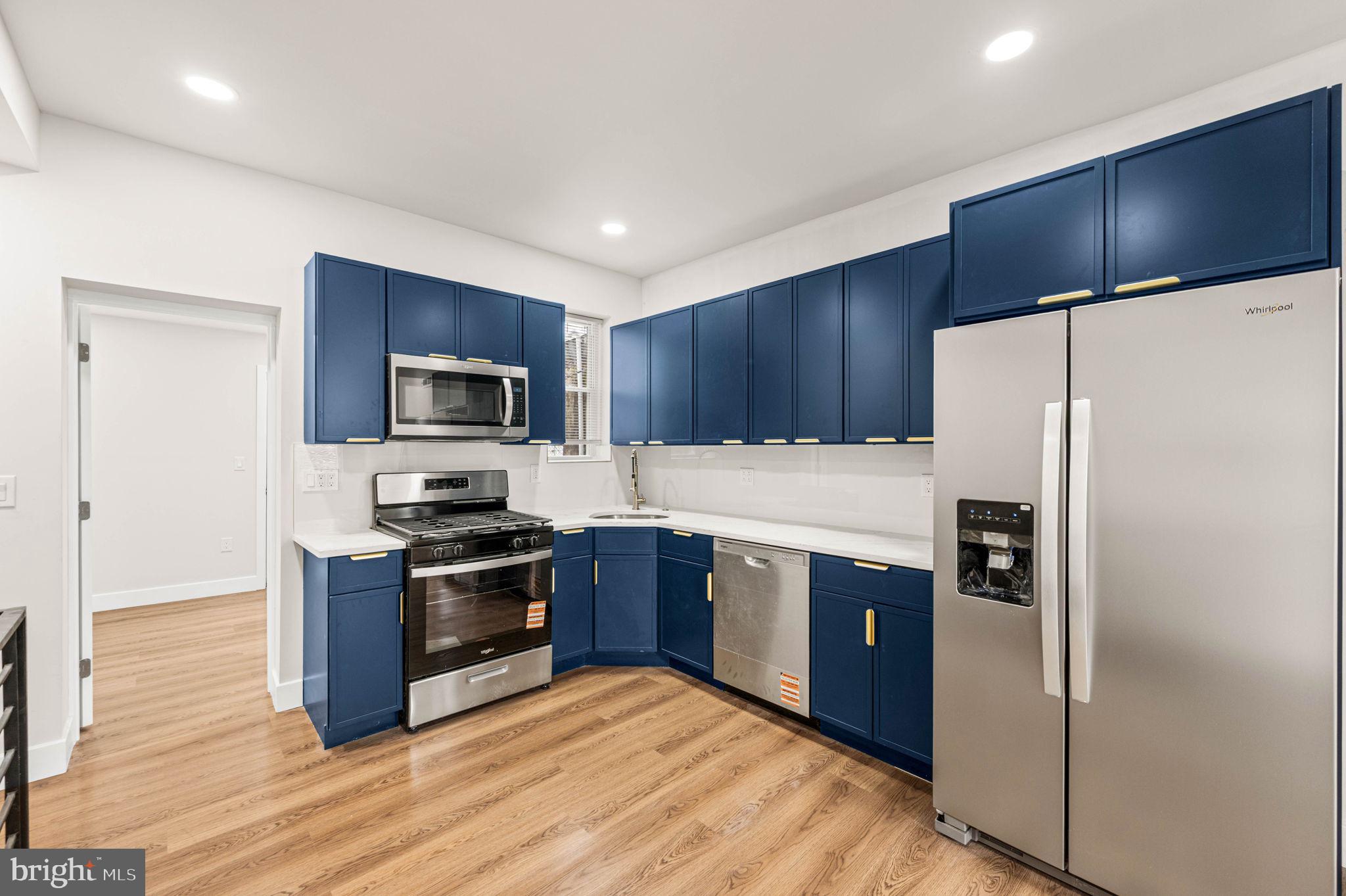 KENSINGTON - Residential