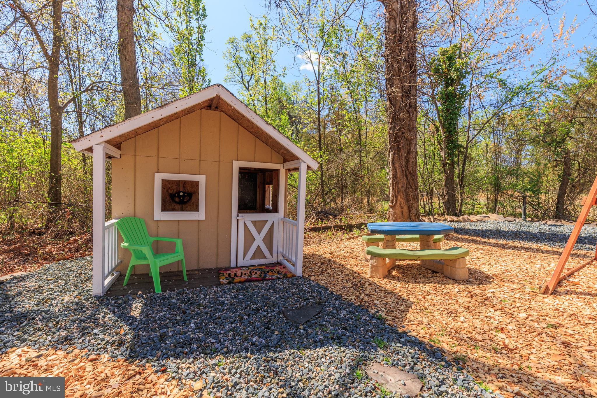 NEW COLONY VILLAGE - Residential