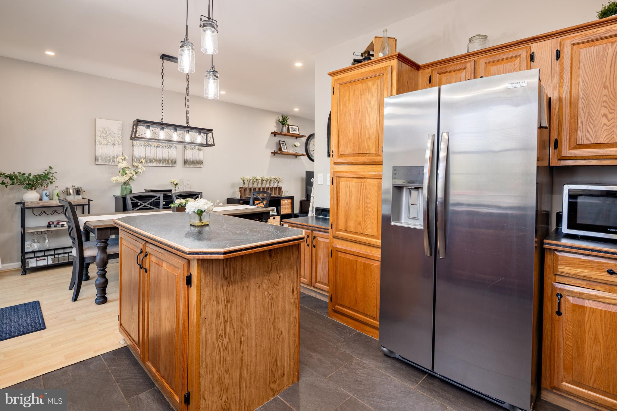 NEW COLONY VILLAGE - Residential