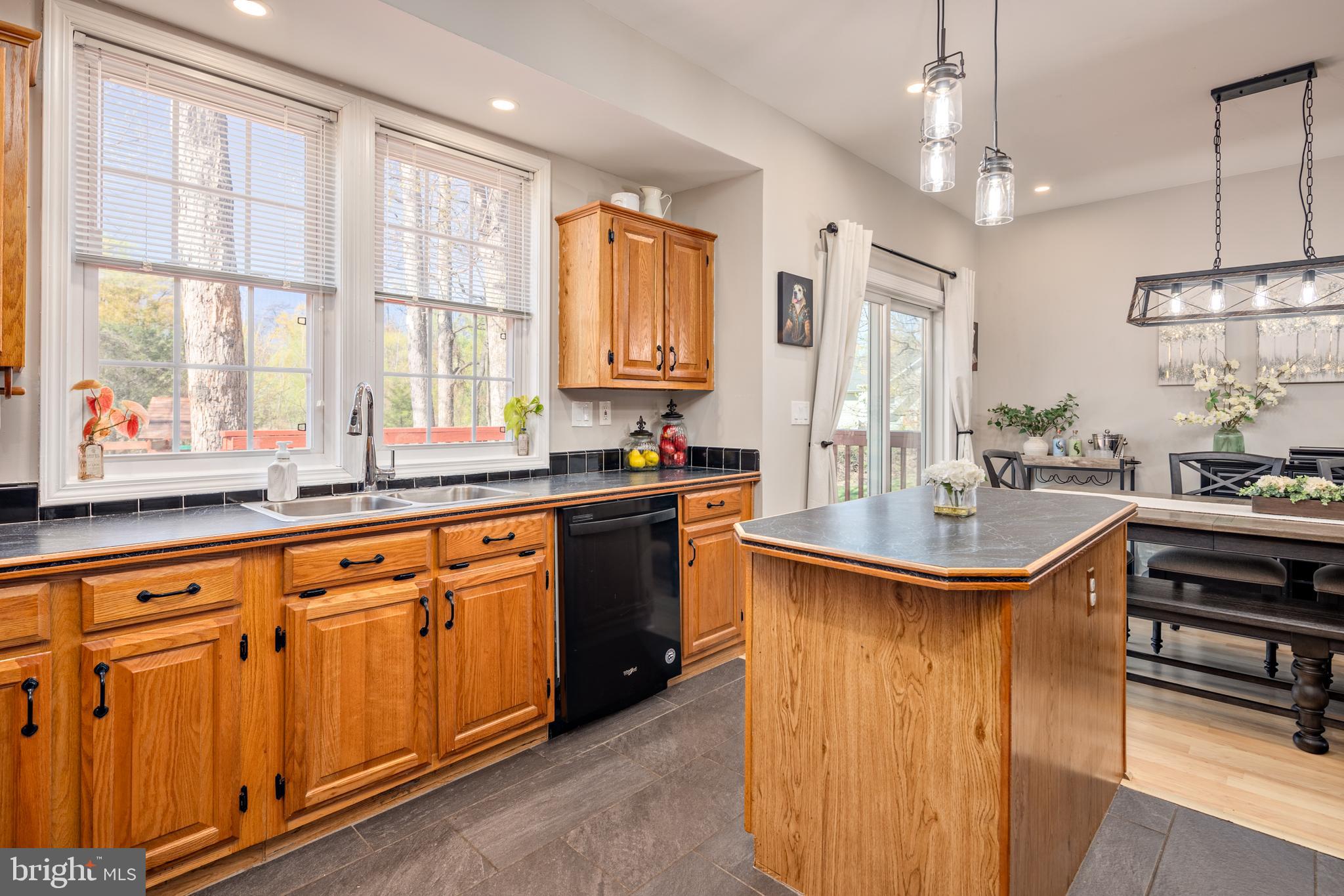 NEW COLONY VILLAGE - Residential