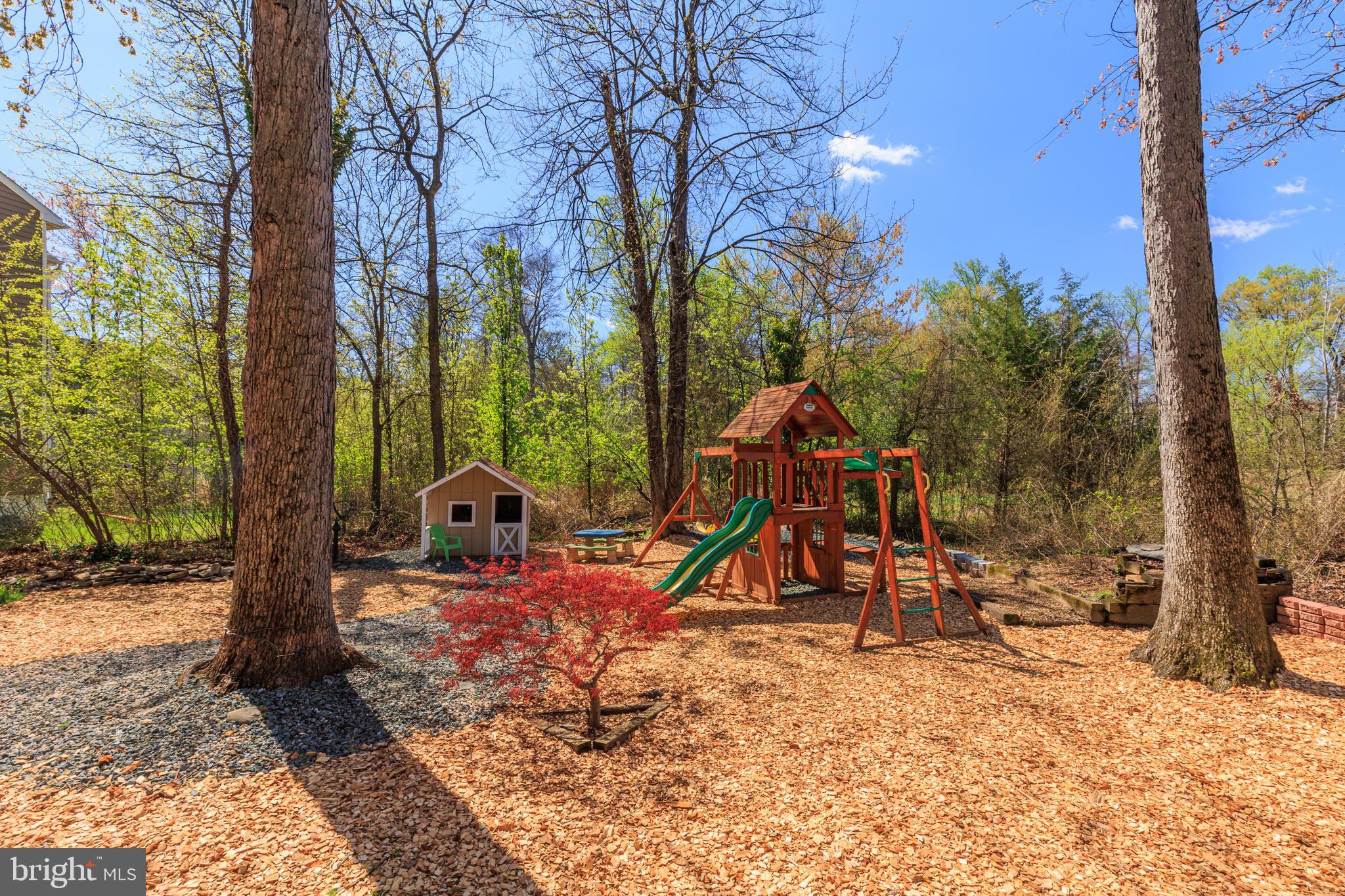 NEW COLONY VILLAGE - Residential