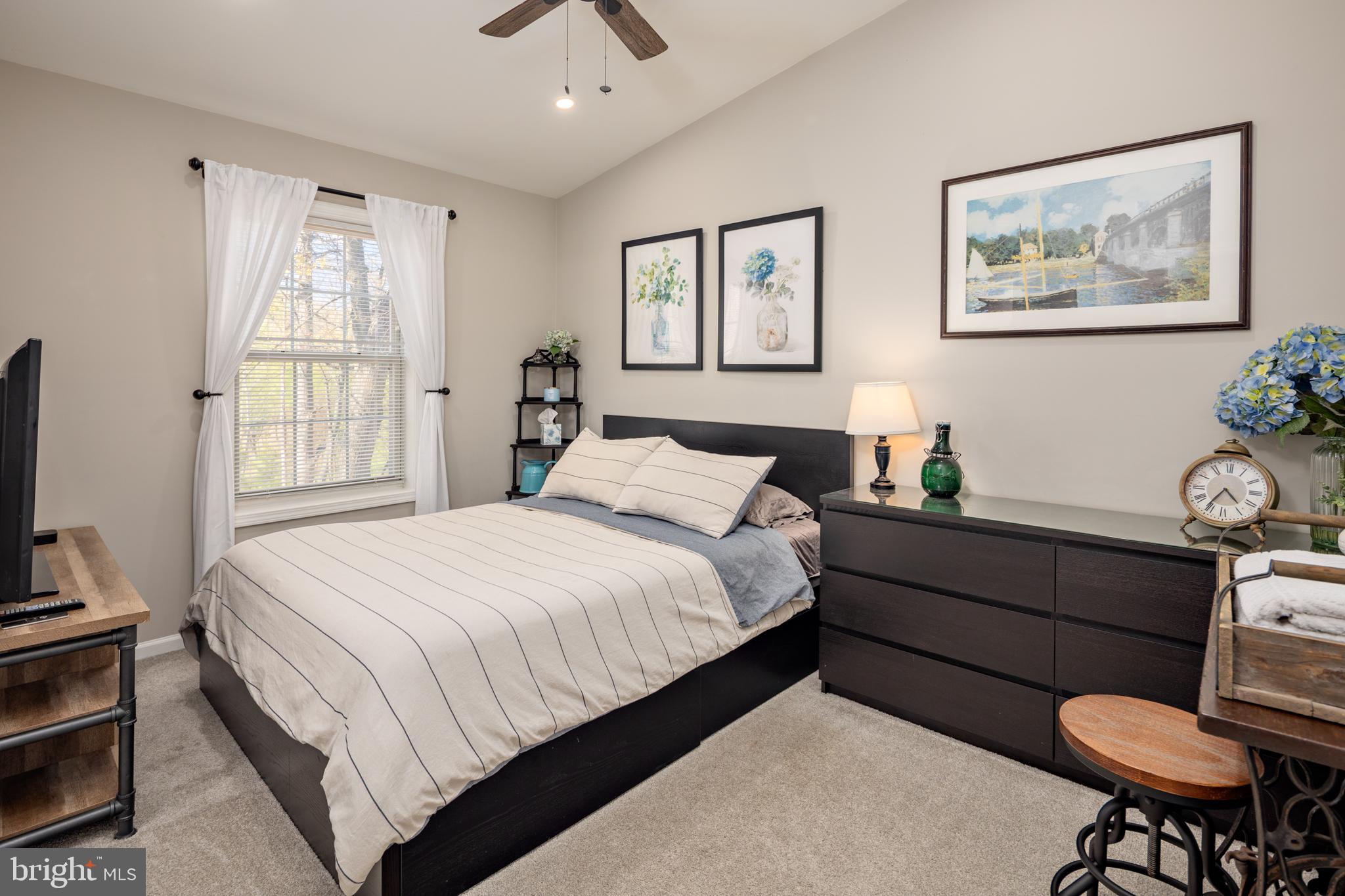 NEW COLONY VILLAGE - Residential