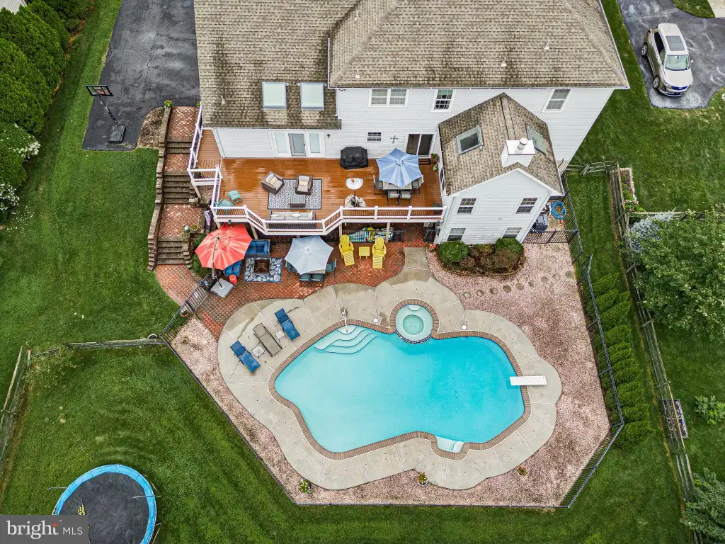 30 Bristol Lane, Newark, DE 19711