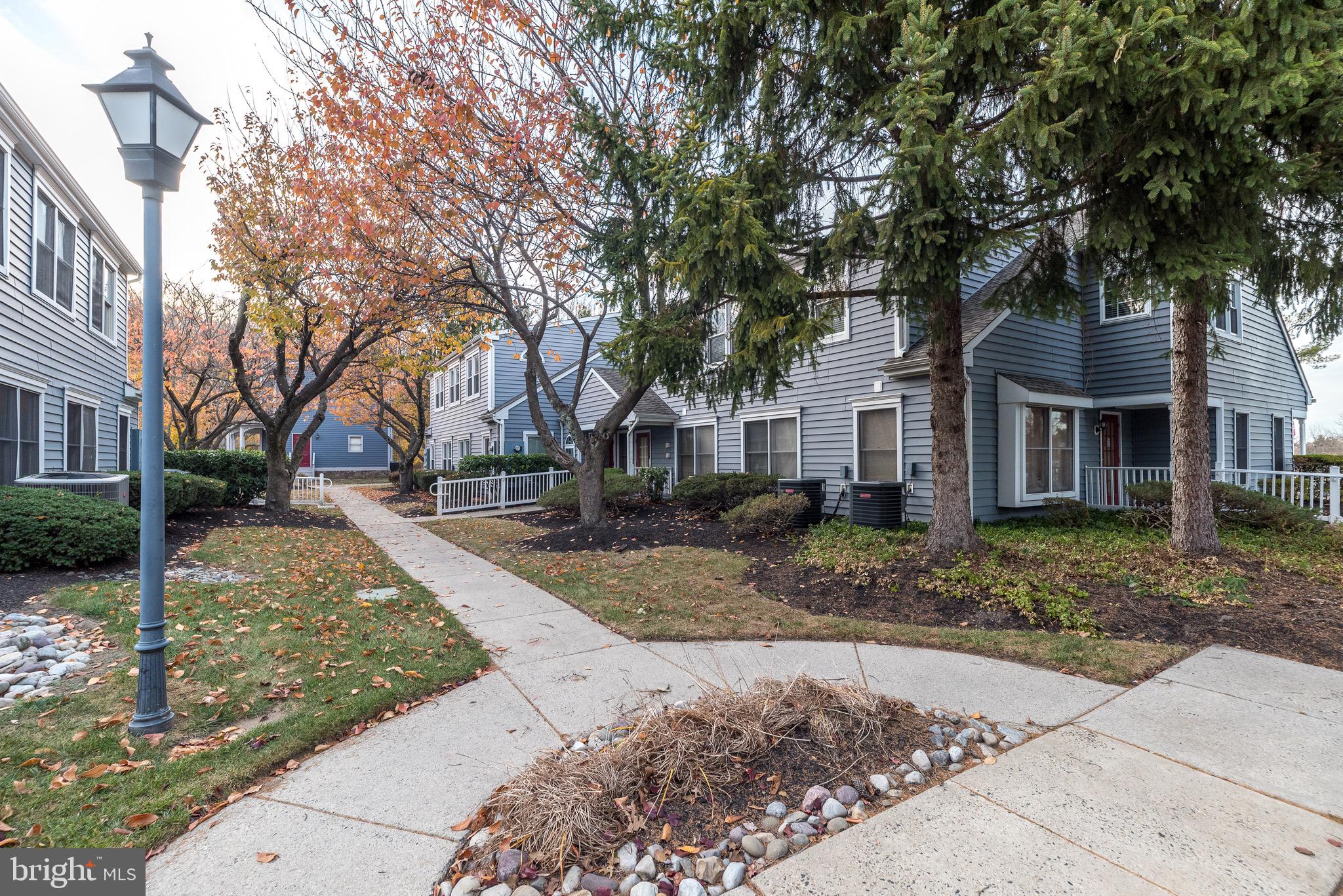 VICTORIAN COMMONS - Commercial Sale