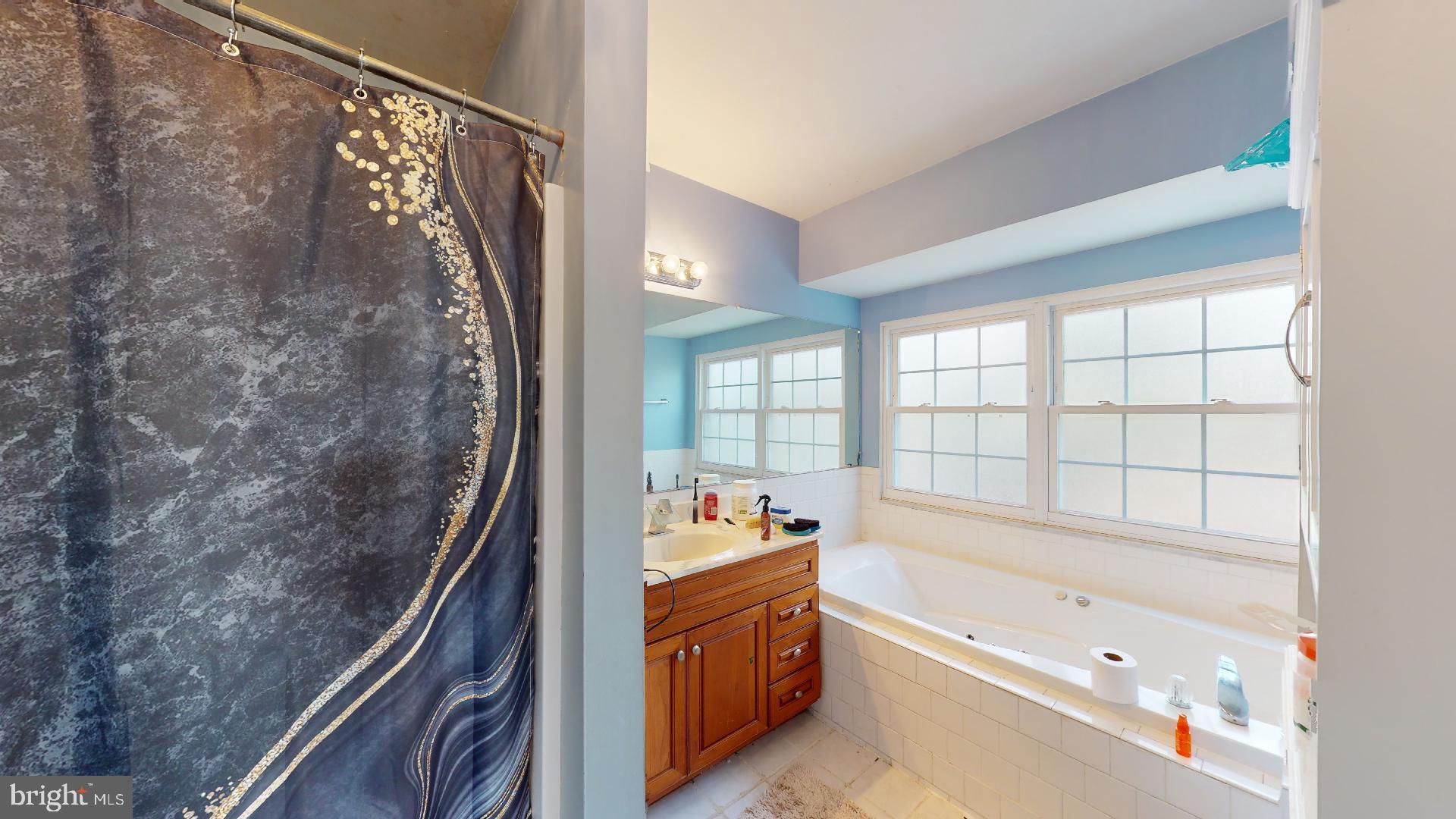 WESTLAKE VILLAGE - Residential