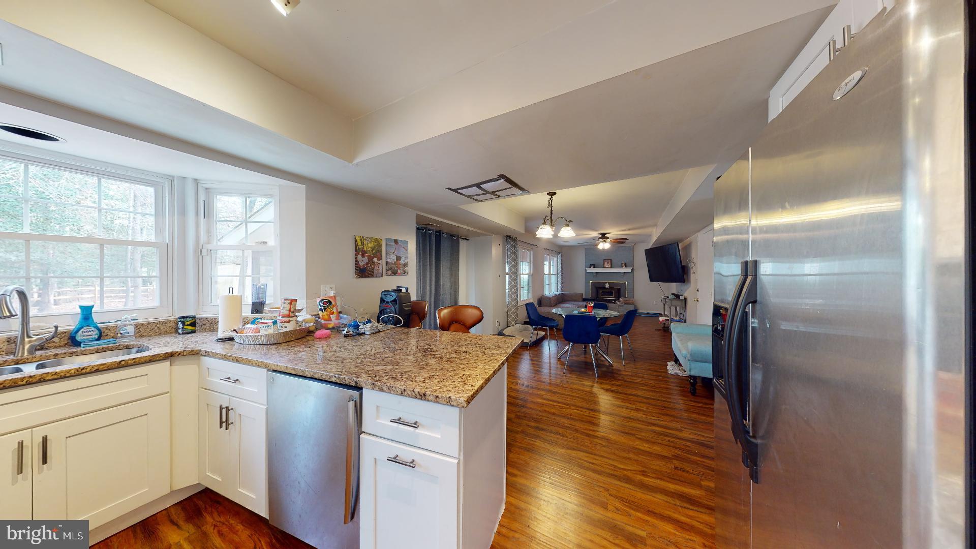 WESTLAKE VILLAGE - Residential