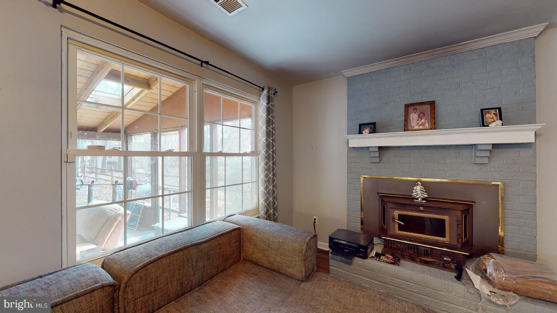 WESTLAKE VILLAGE - Residential