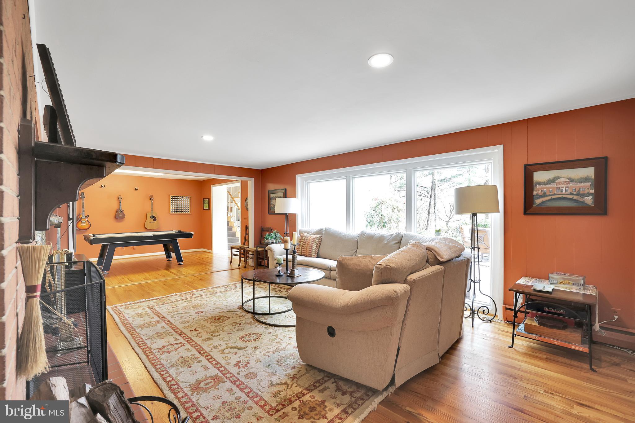 RUXTON HILLS - Residential