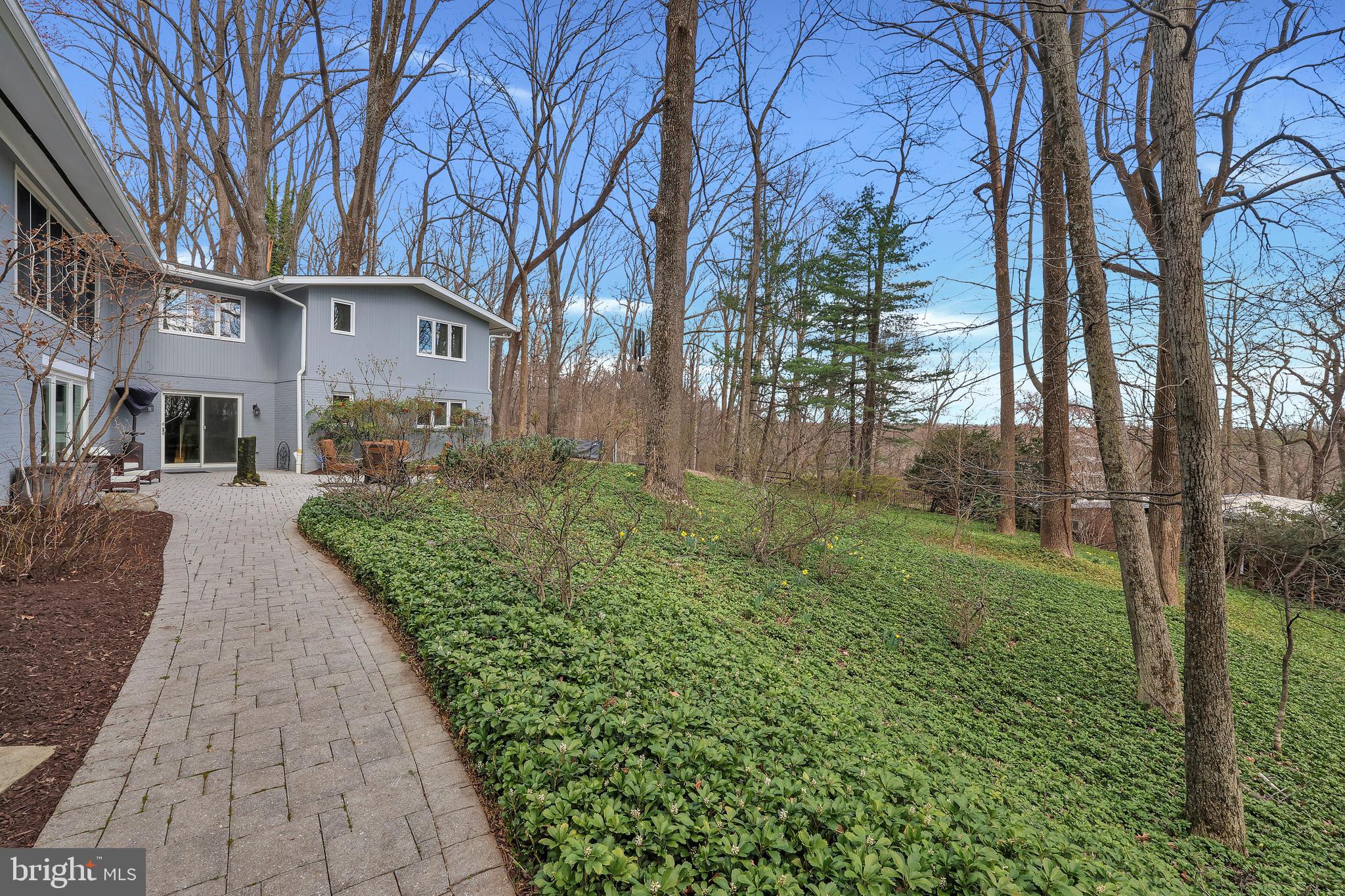 RUXTON HILLS - Residential