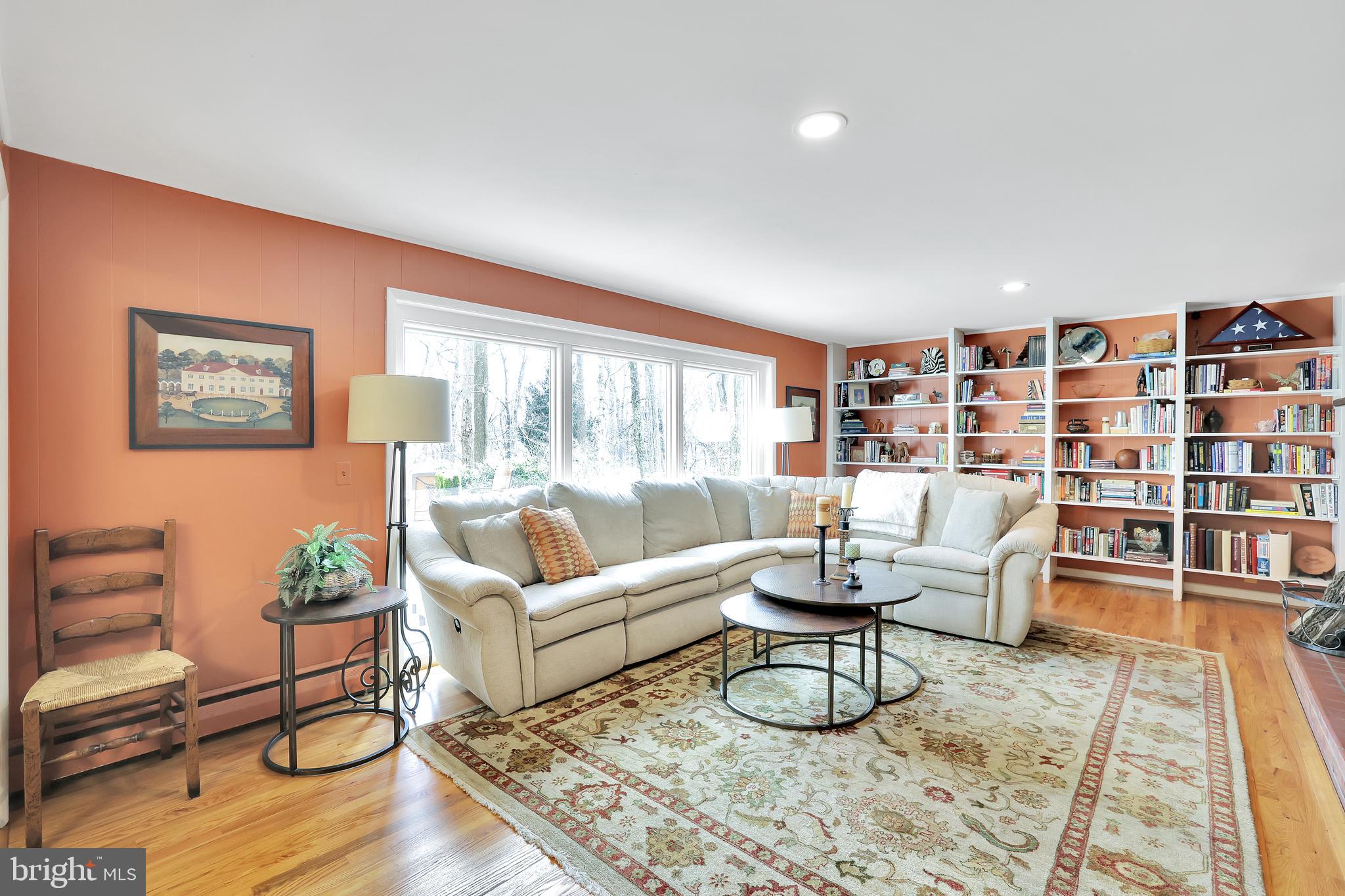 RUXTON HILLS - Residential