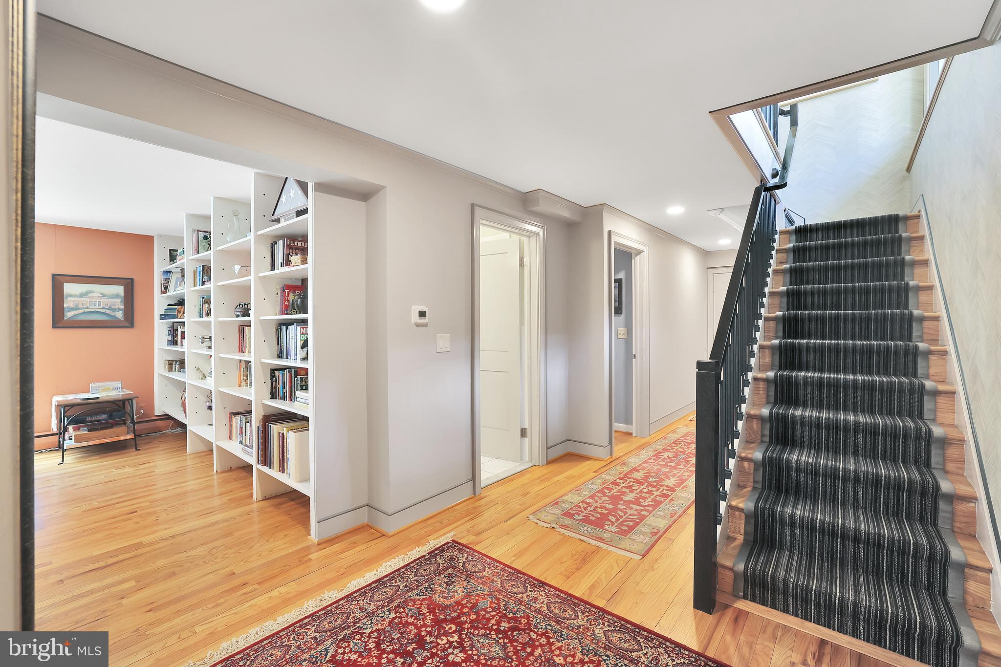 RUXTON HILLS - Residential