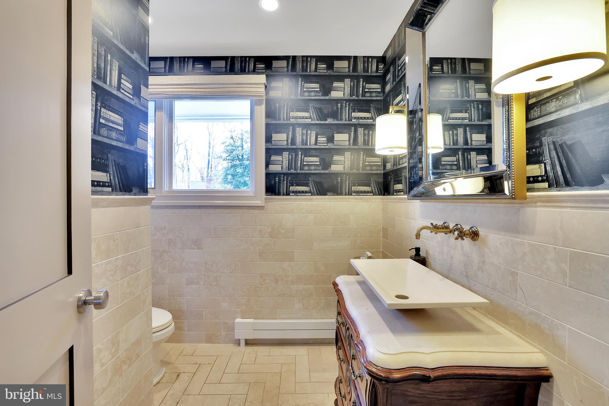 RUXTON HILLS - Residential