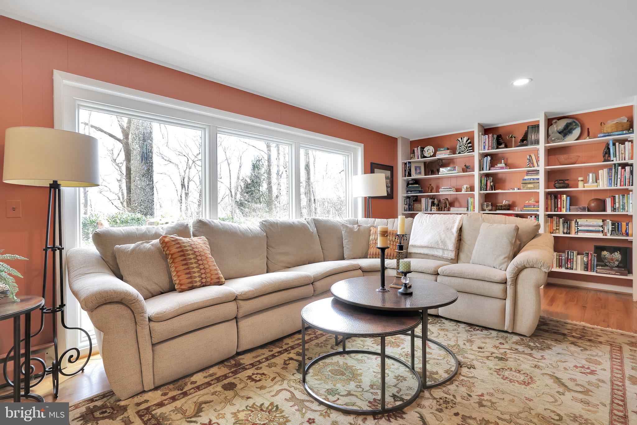 RUXTON HILLS - Residential