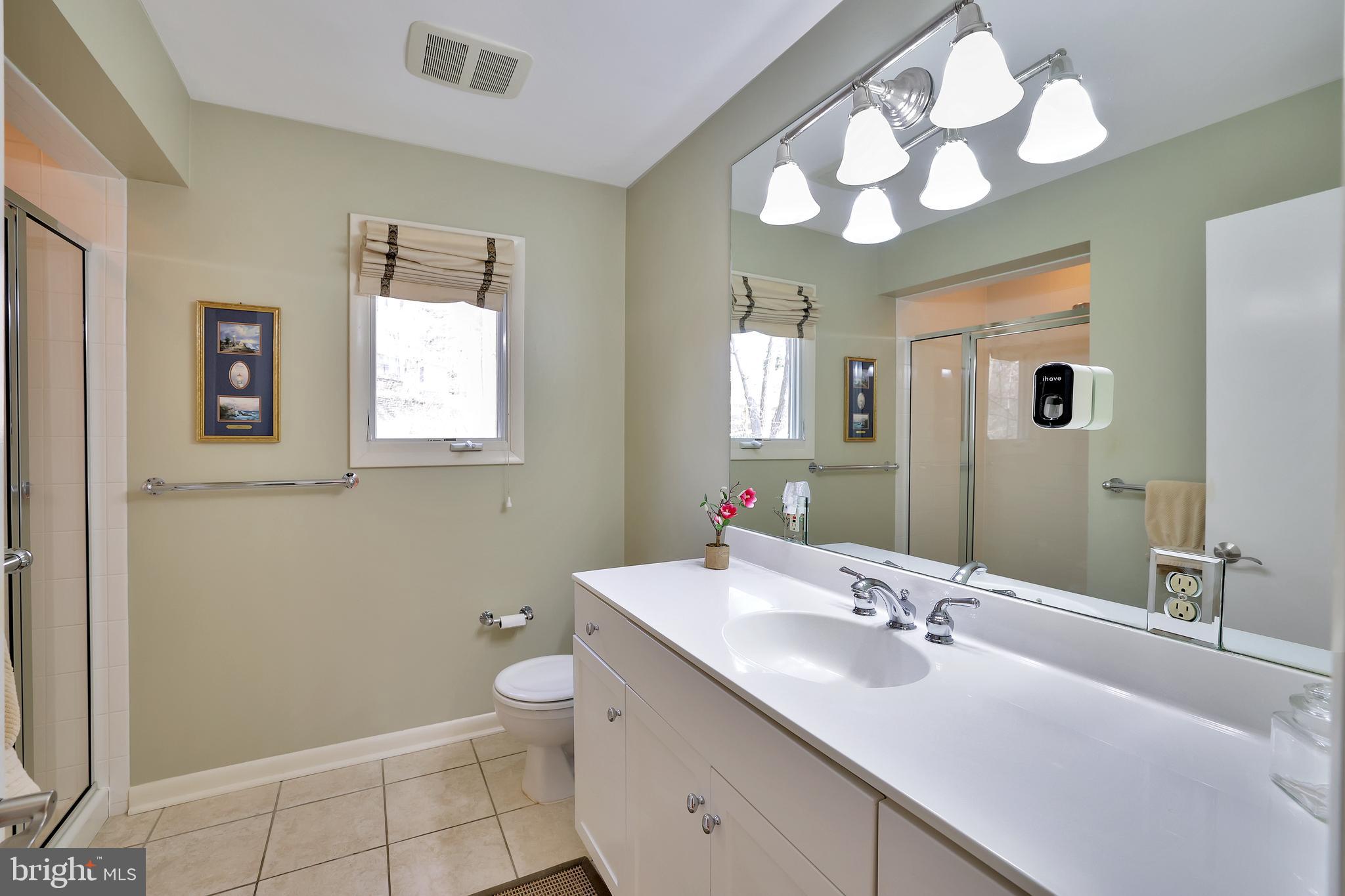 RUXTON HILLS - Residential