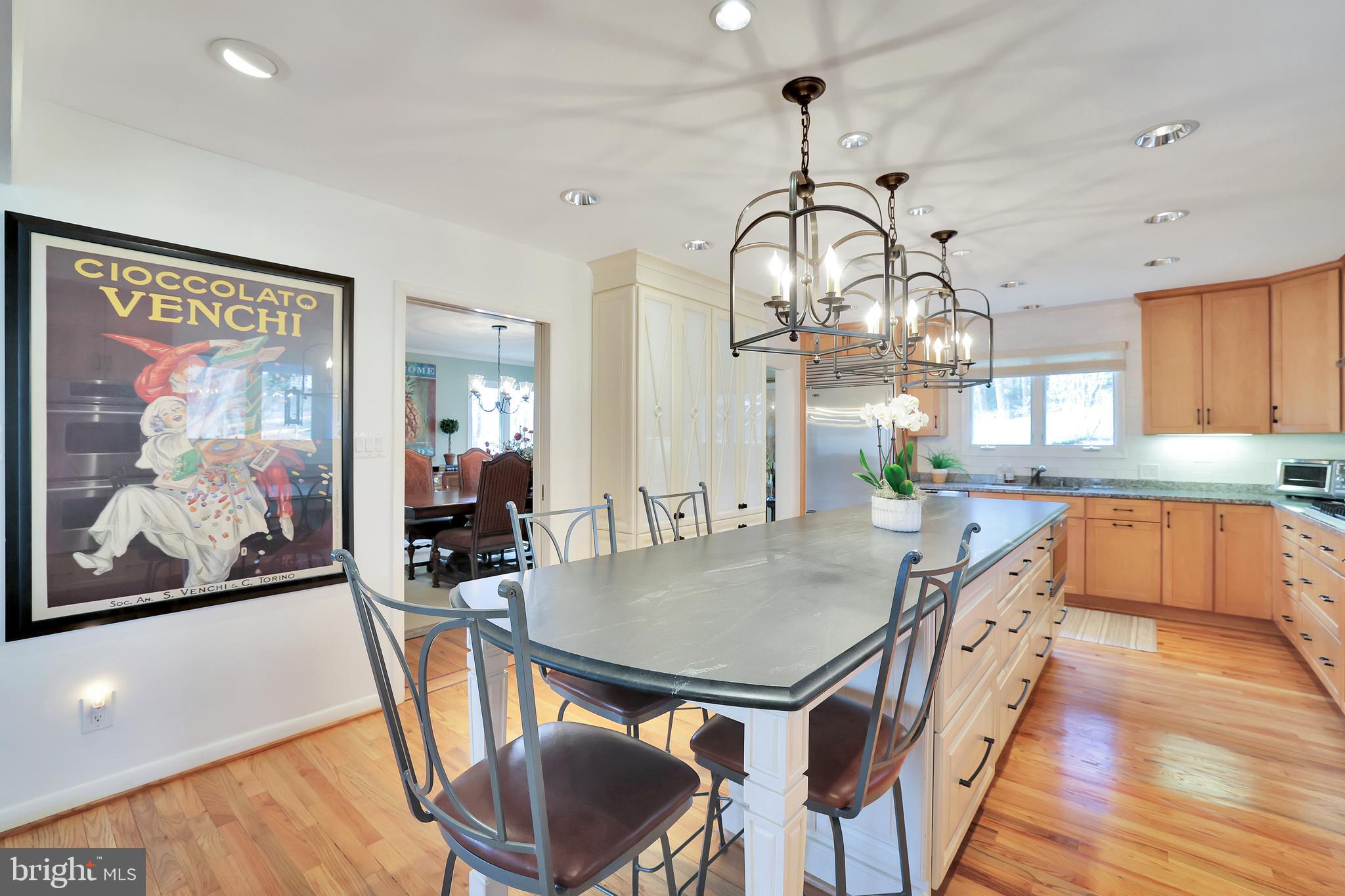 RUXTON HILLS - Residential