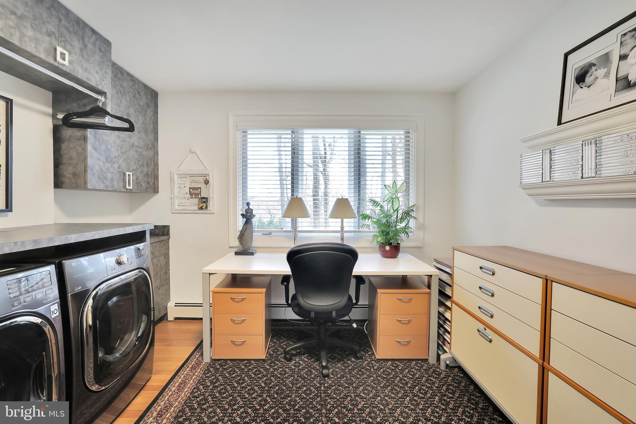 RUXTON HILLS - Residential