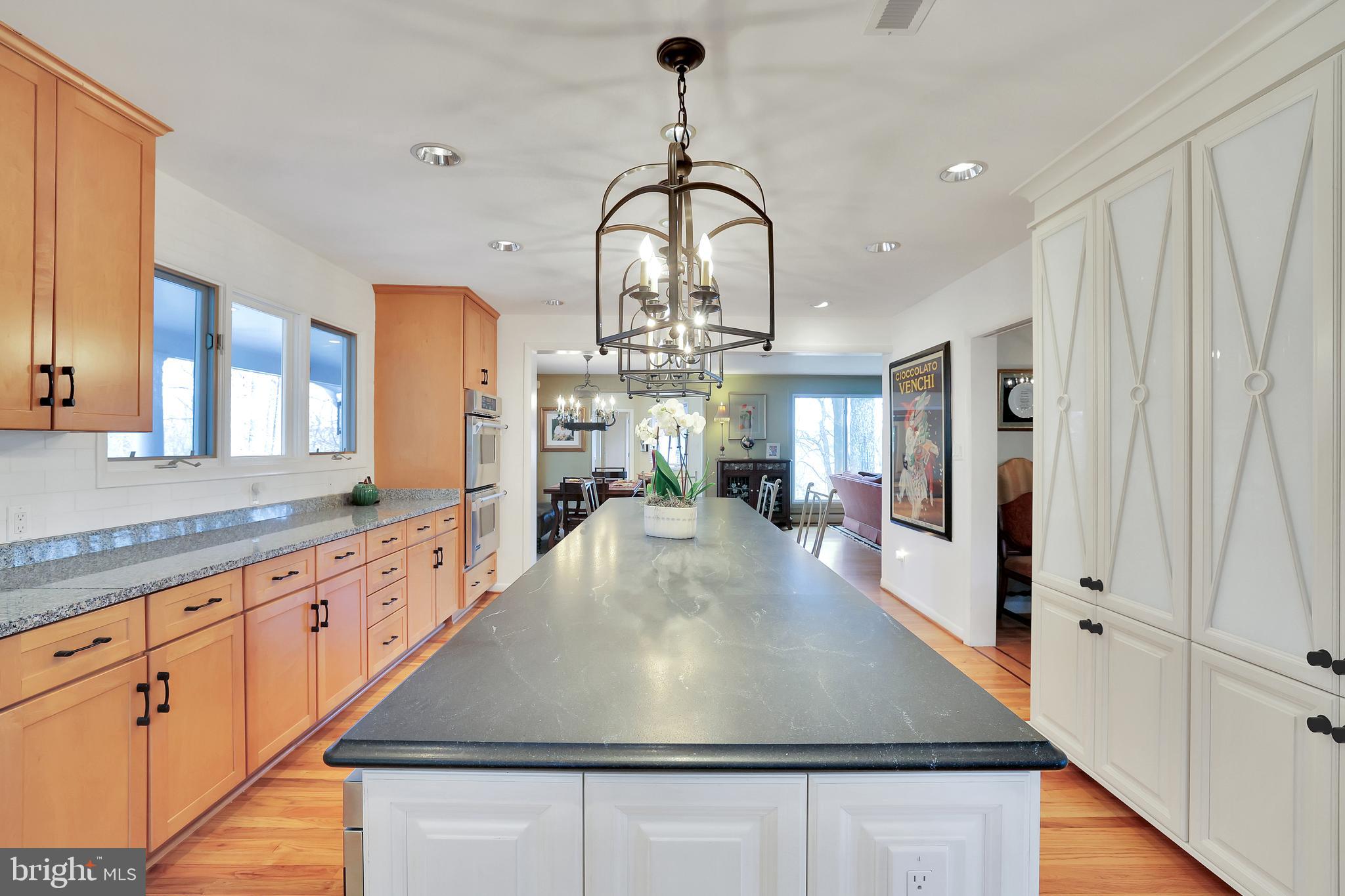 RUXTON HILLS - Residential