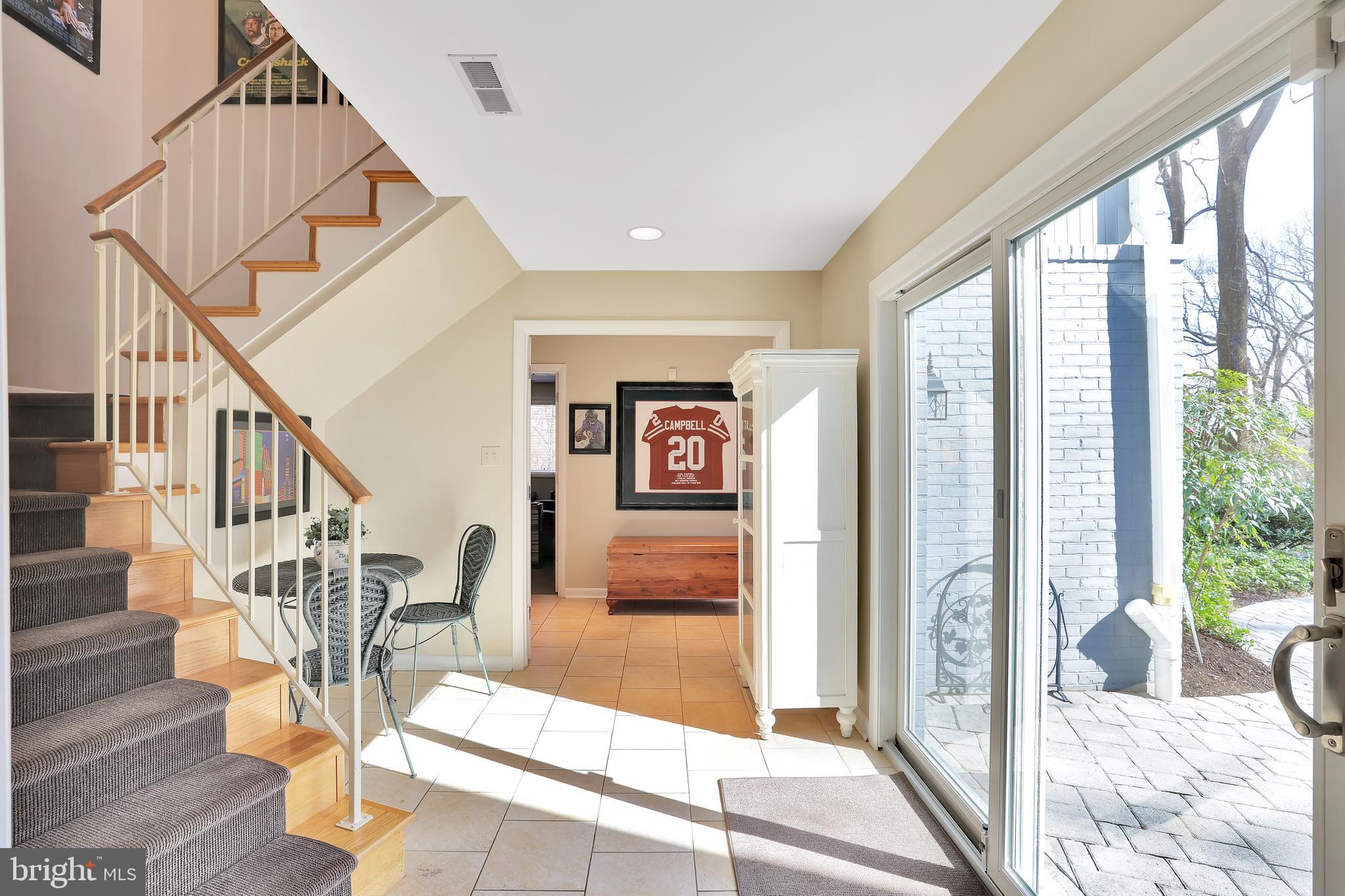 RUXTON HILLS - Residential