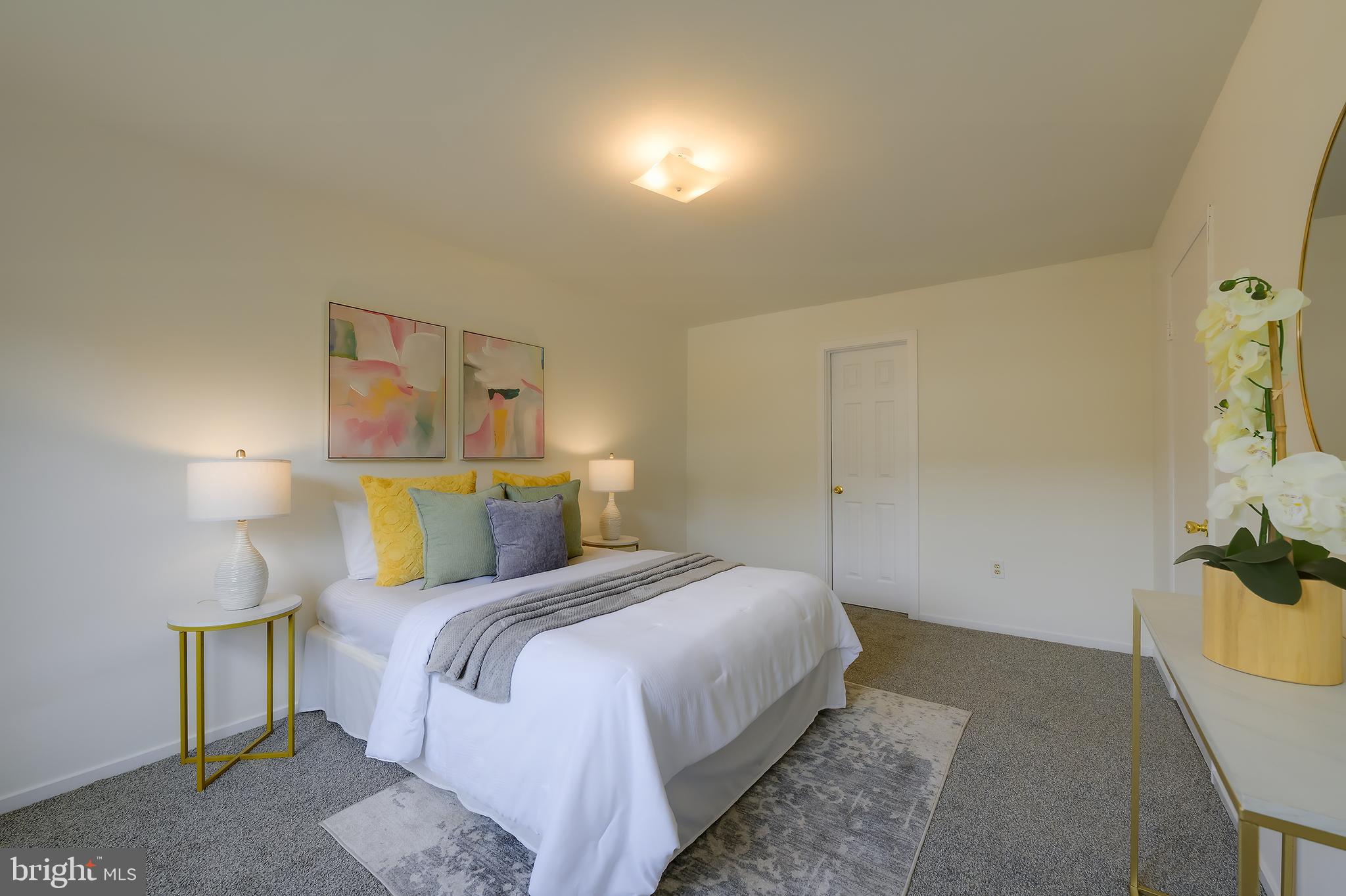 MONTPELIER VILLAGE - Residential