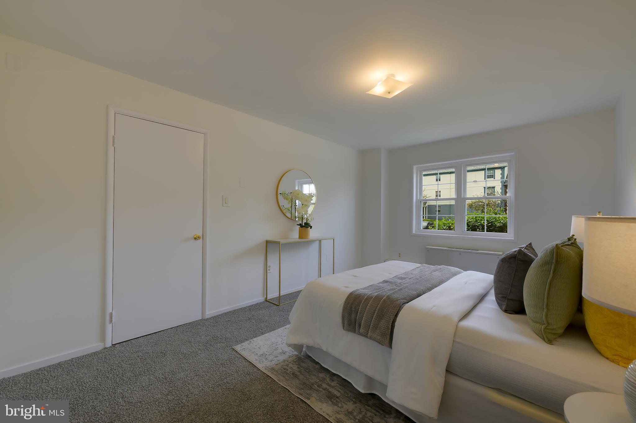 MONTPELIER VILLAGE - Residential