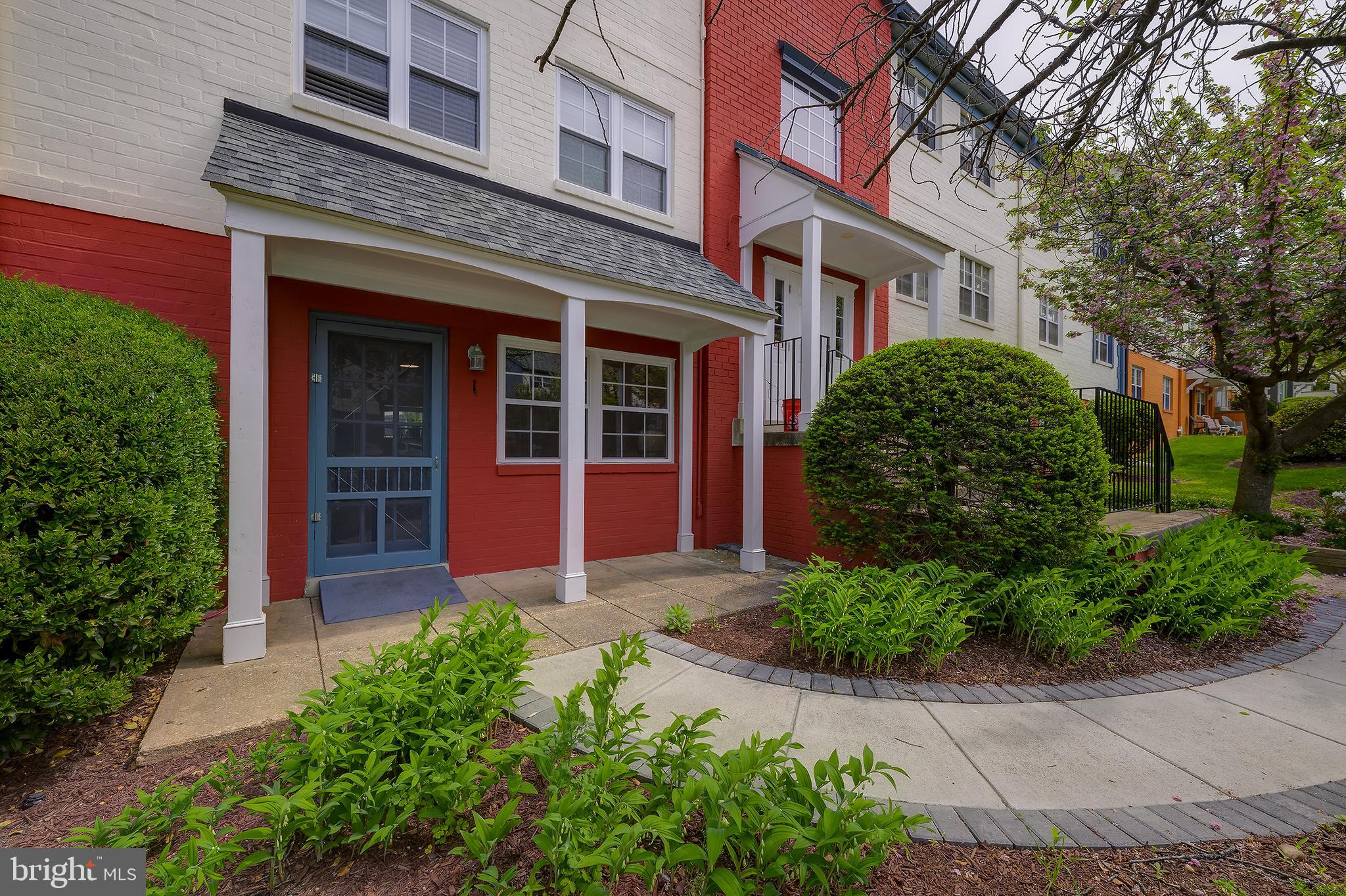 MONTPELIER VILLAGE - Residential