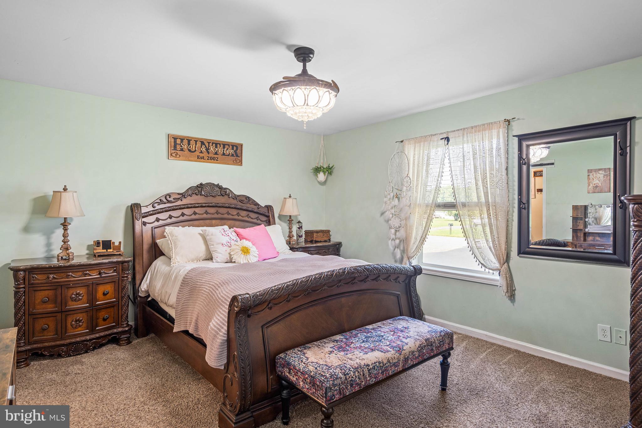 CAVE COLONY - Residential