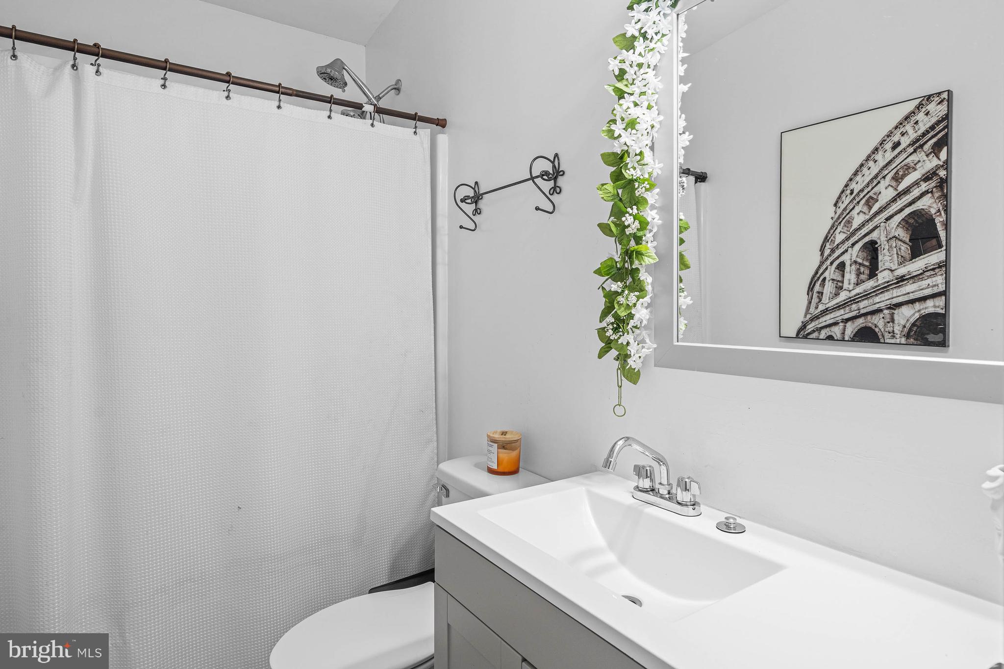 CAVE COLONY - Residential