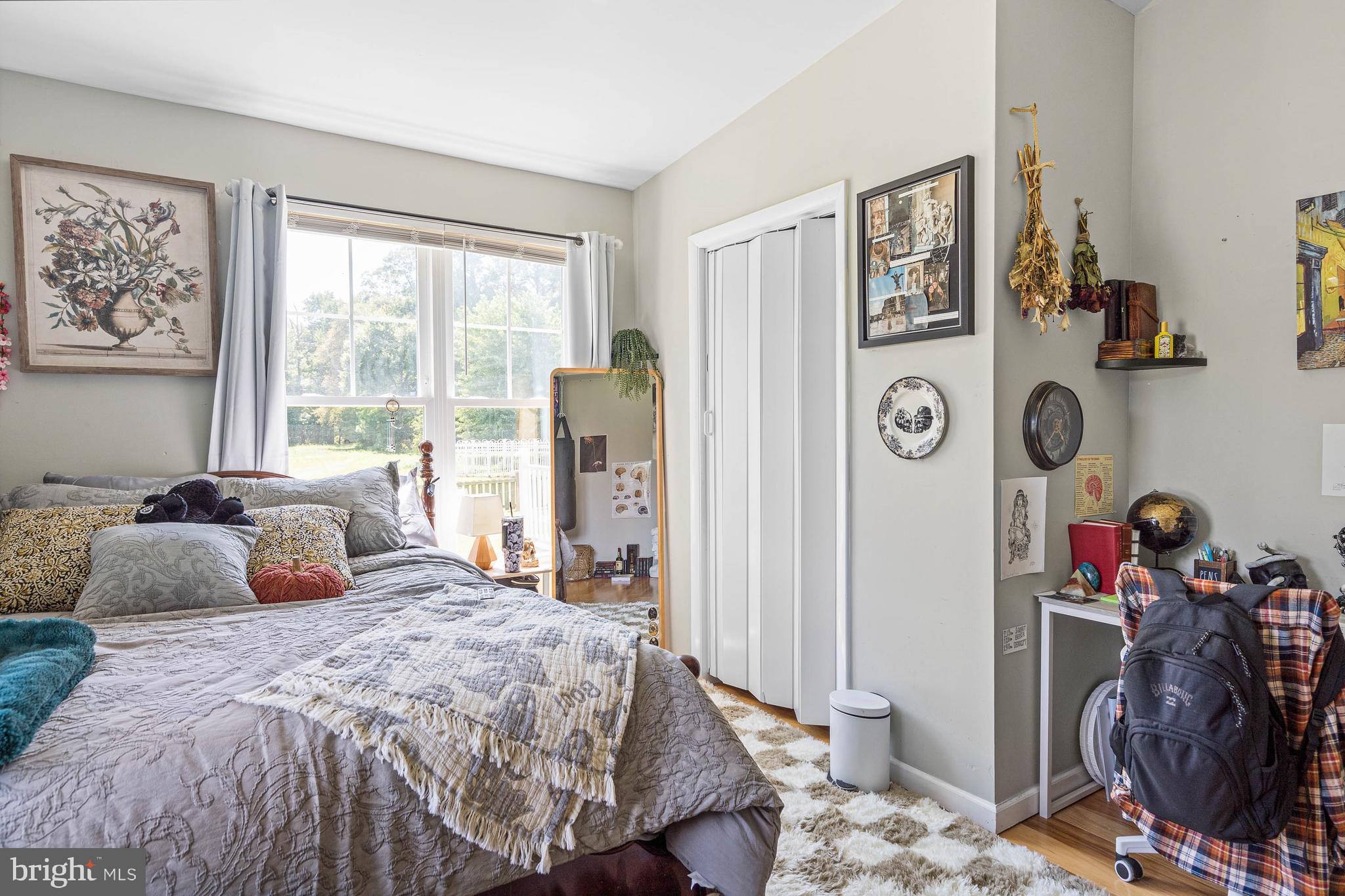 CAVE COLONY - Residential